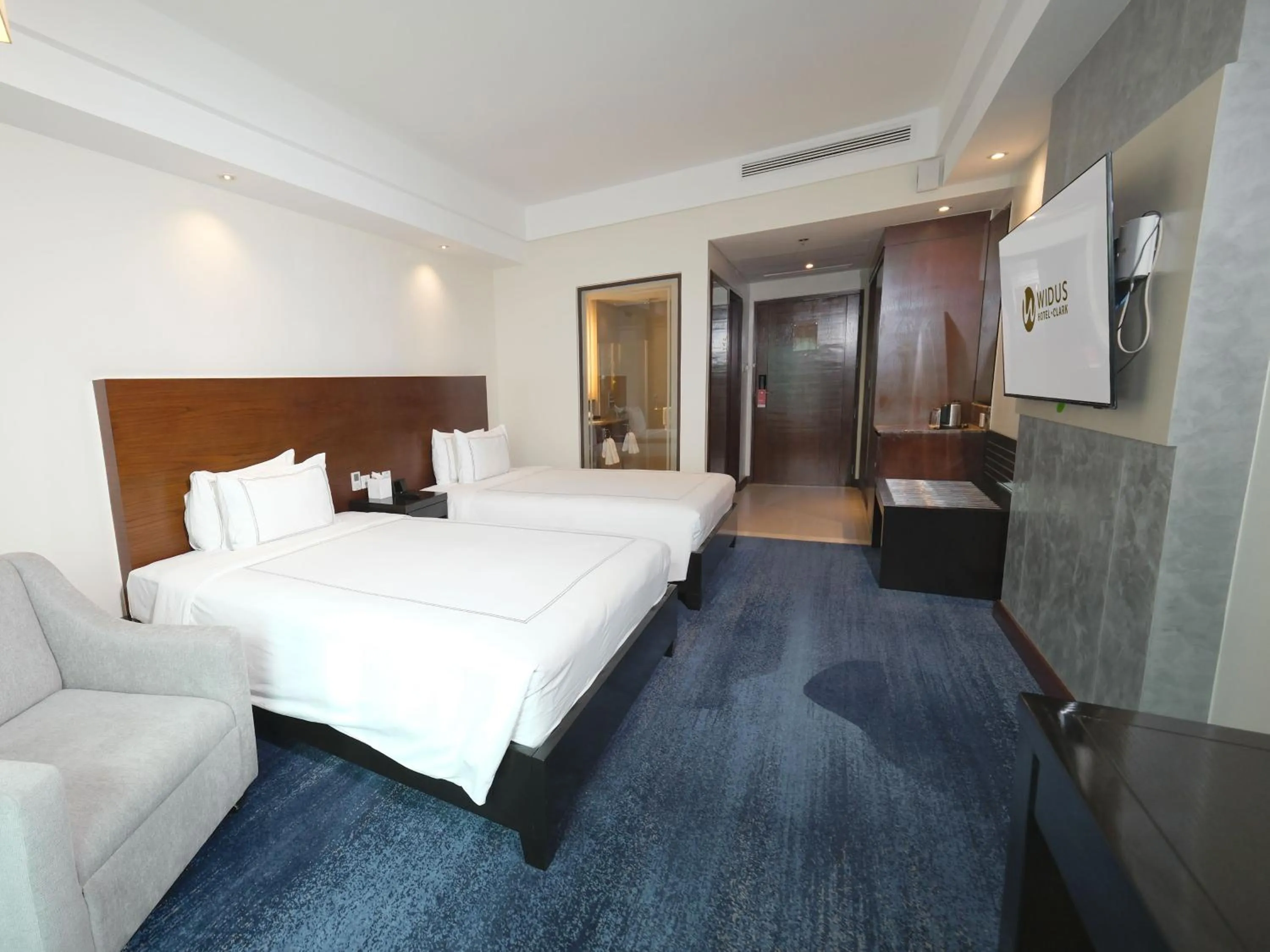 Bedroom, Bed in Widus Hotel Clark