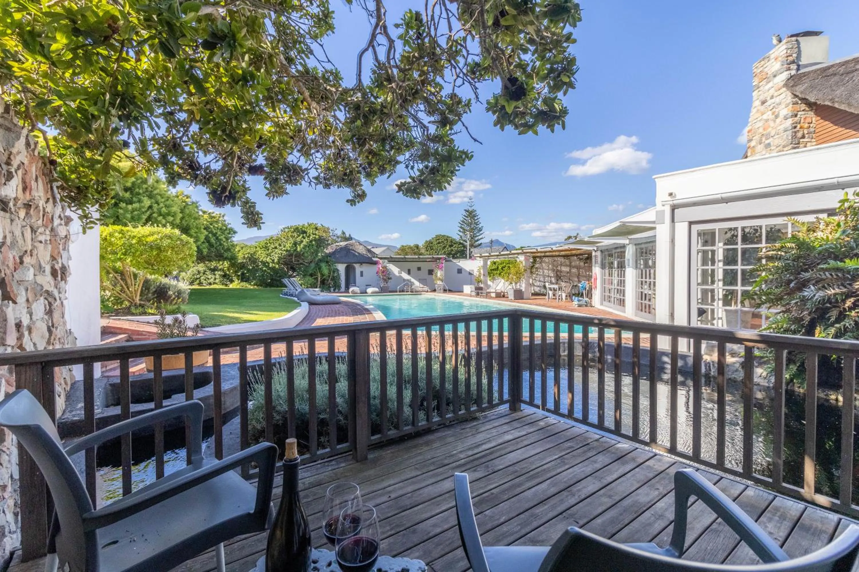 Balcony/Terrace in Whale Rock Luxury Lodge