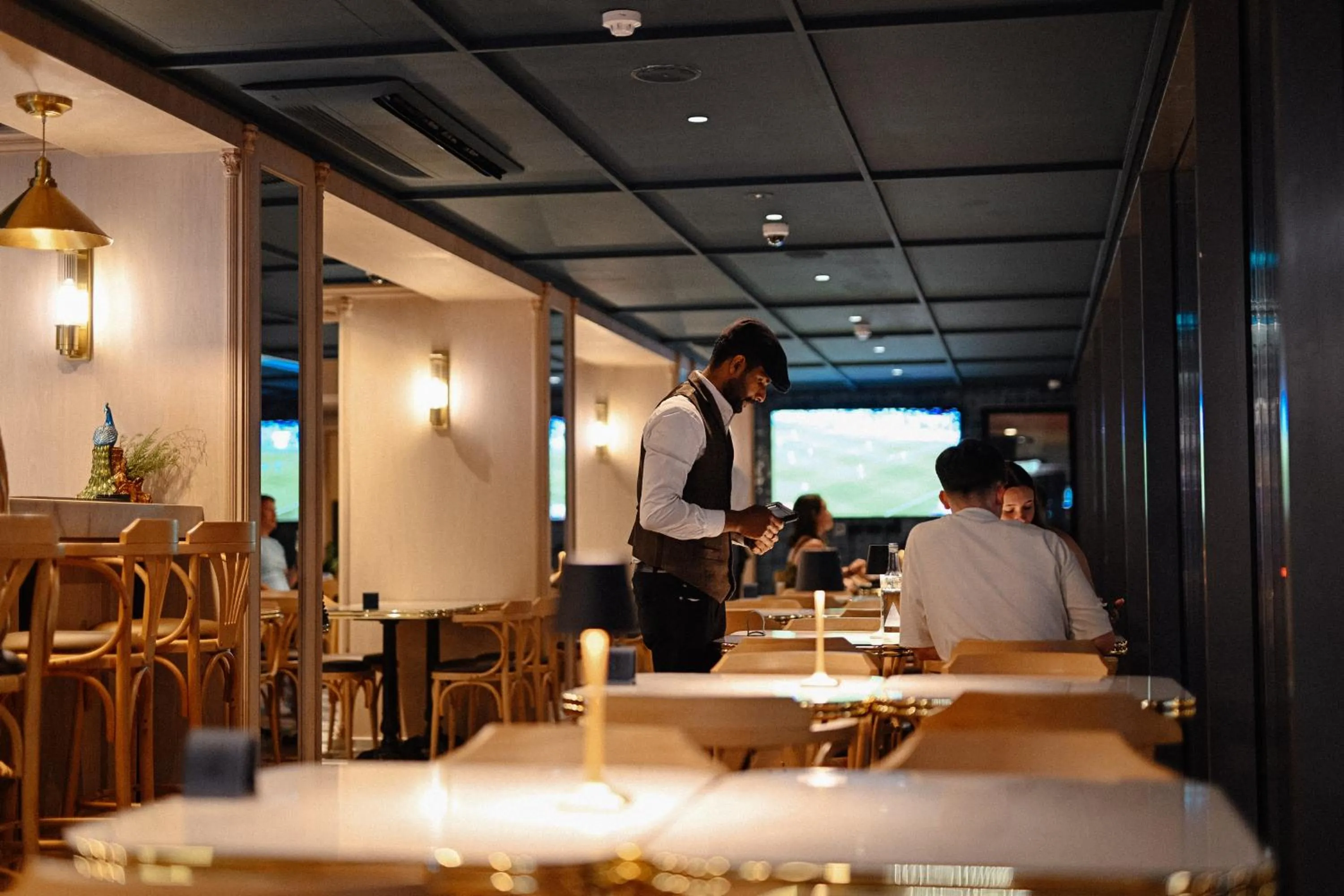 Restaurant/places to eat in QAWRA Palace Resort & SPA