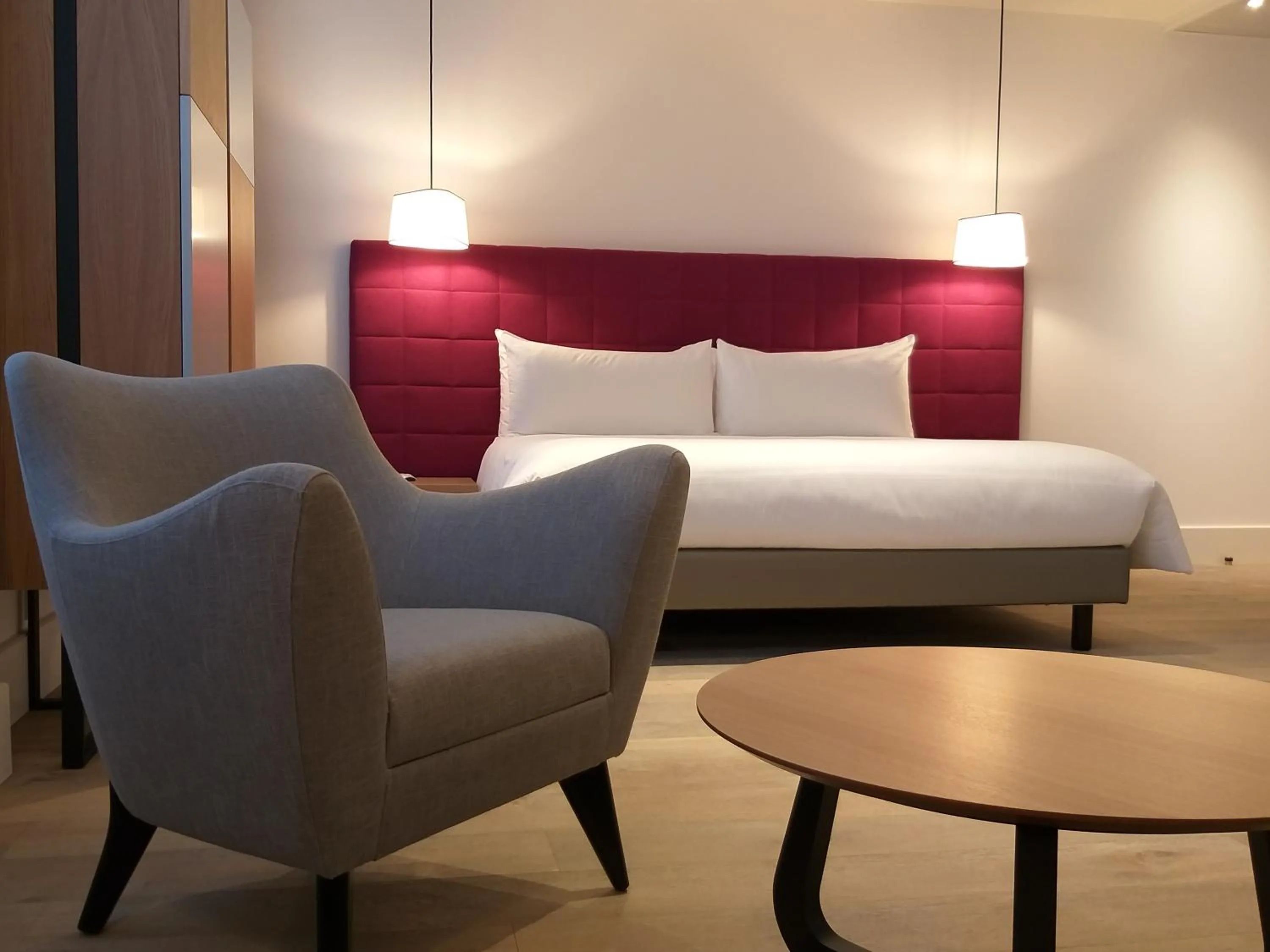 Bedroom, Bed in Hôtel Ginkgo - SPA Biloba