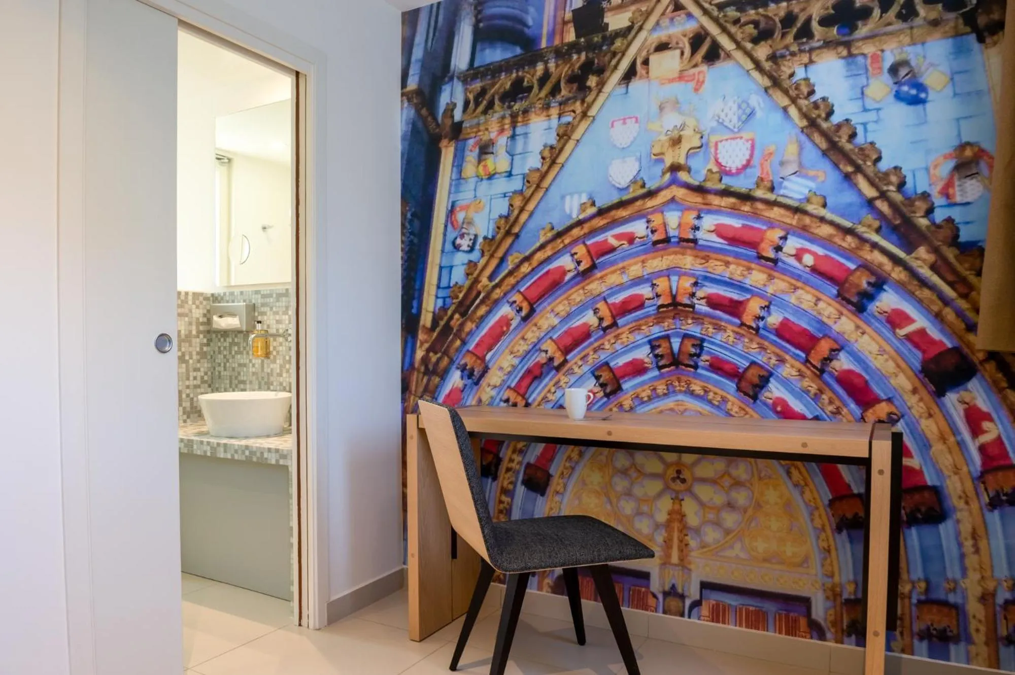 Decorative detail in Hôtel Ginkgo - SPA Biloba