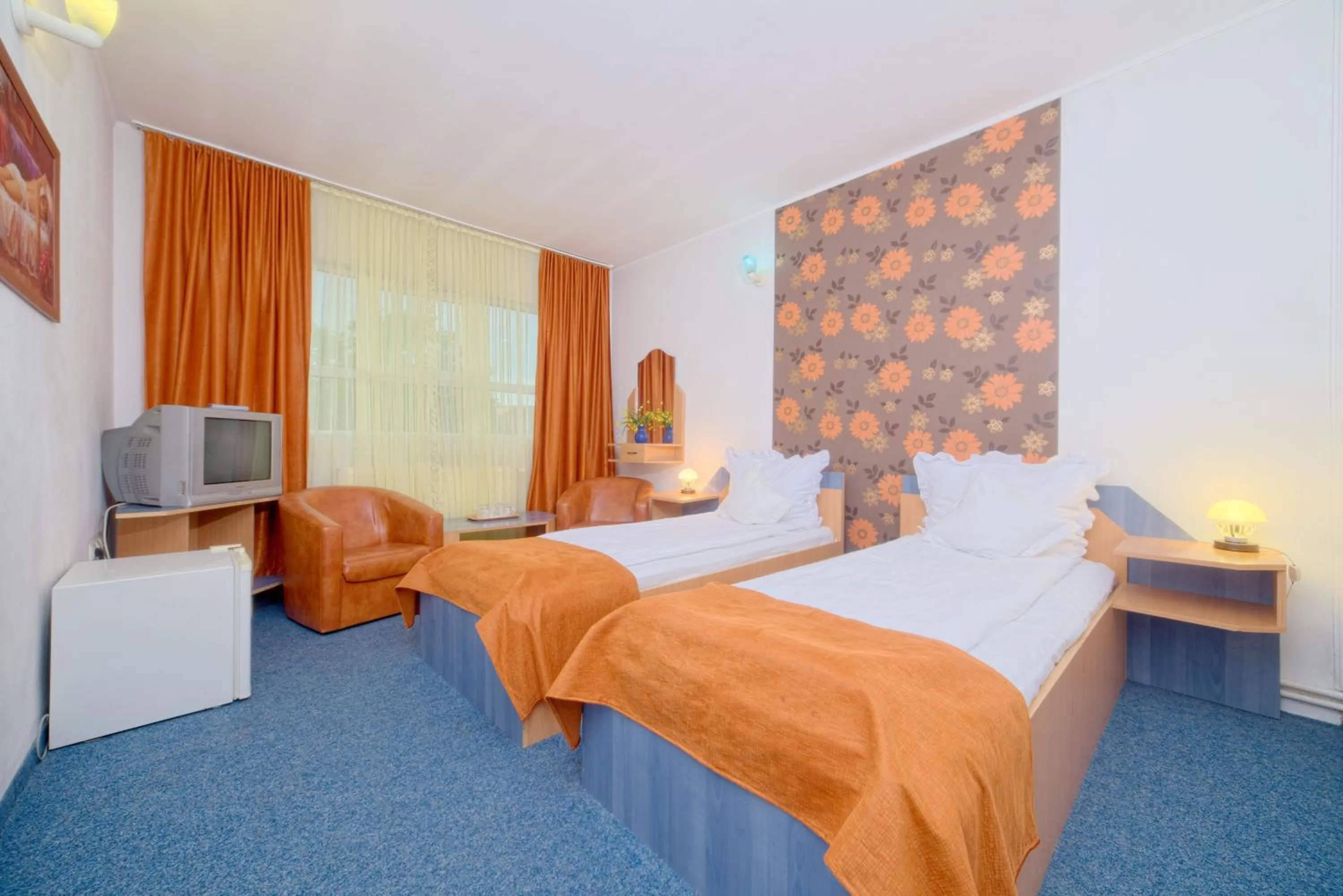 Photo of the whole room, Bed in Pensiunea Leo