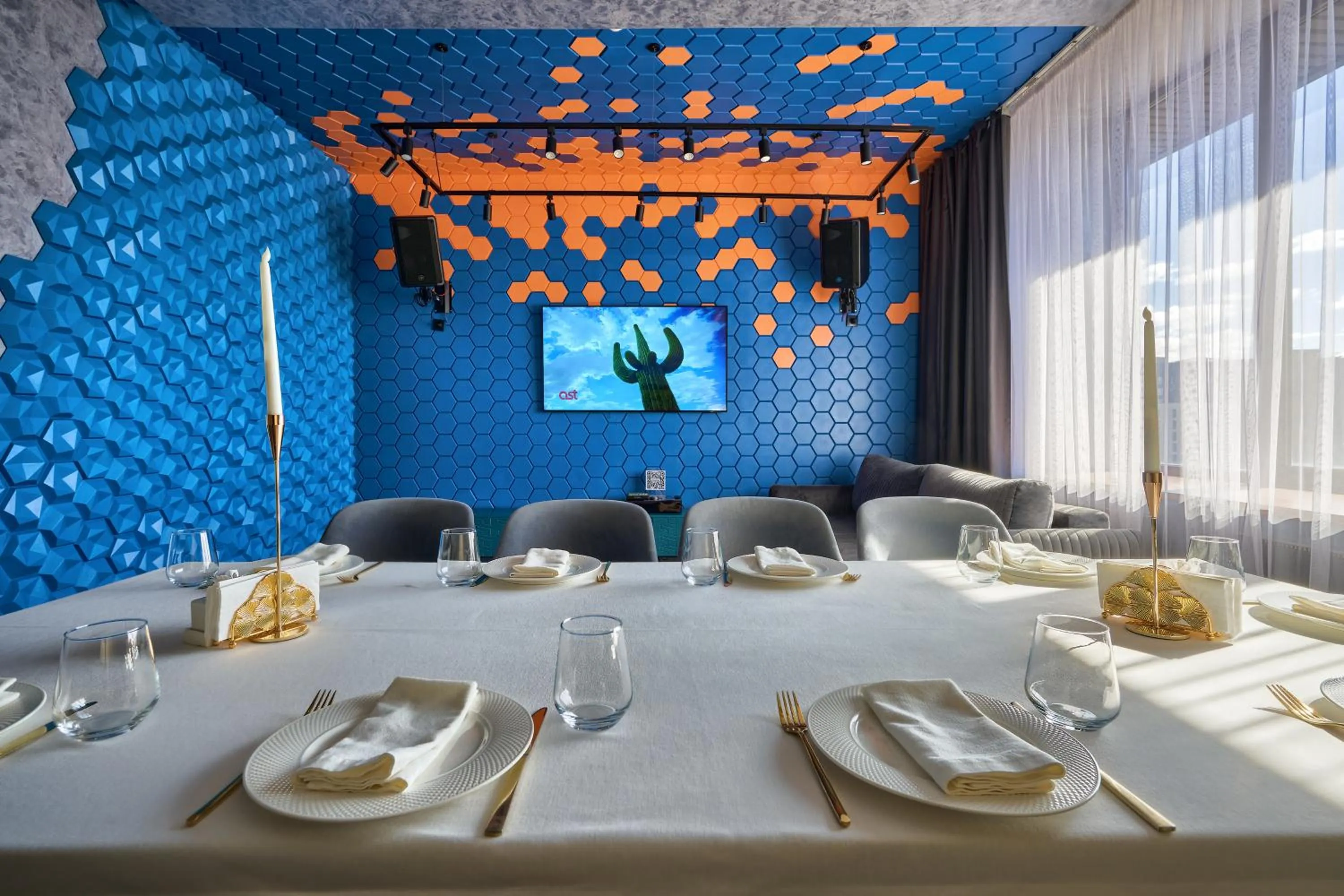 Karaoke in Aisha Bibi Hotel & Spa