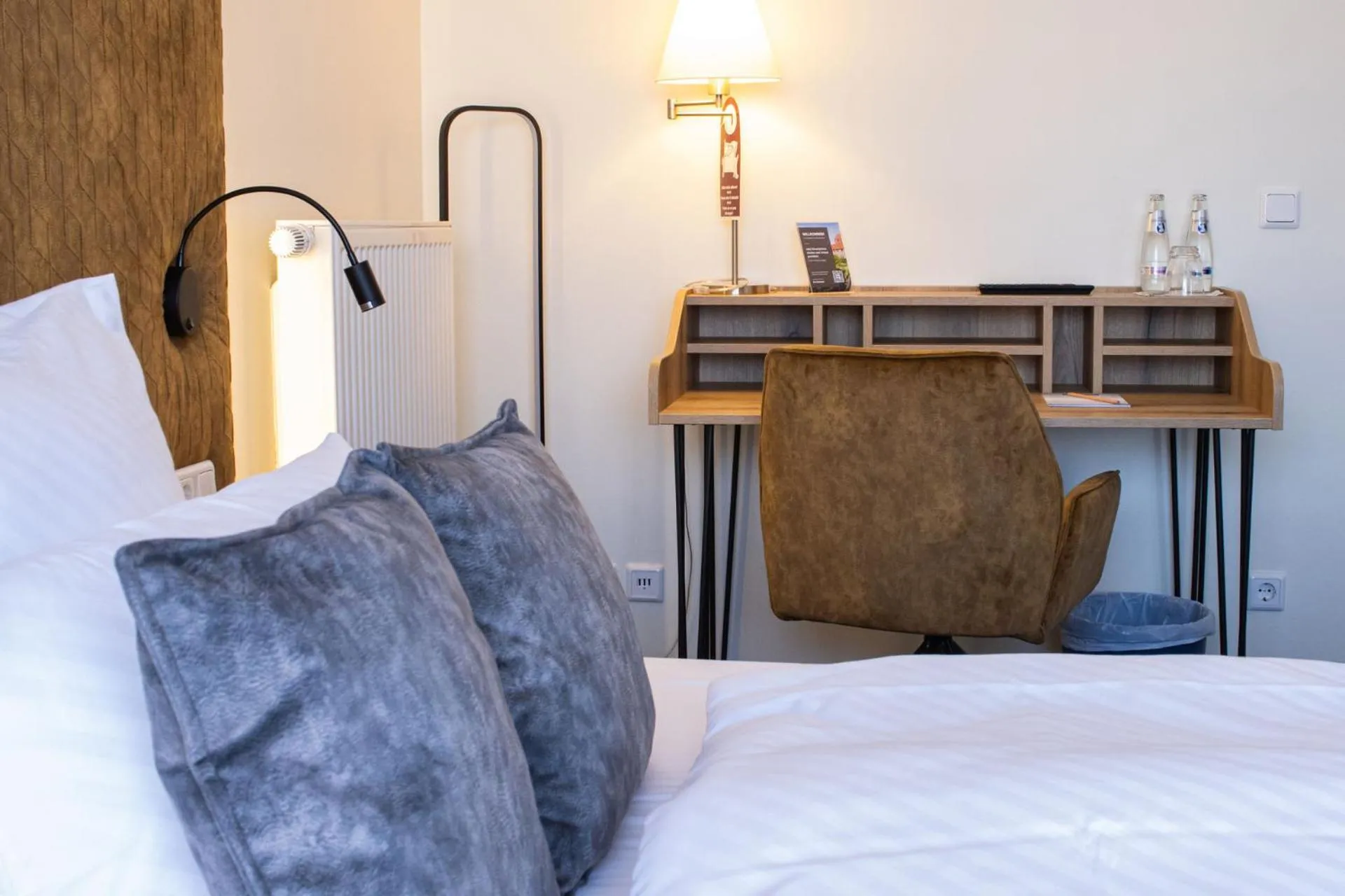 Bed in Project JUNE - ehemals Landgasthof Jüterbog