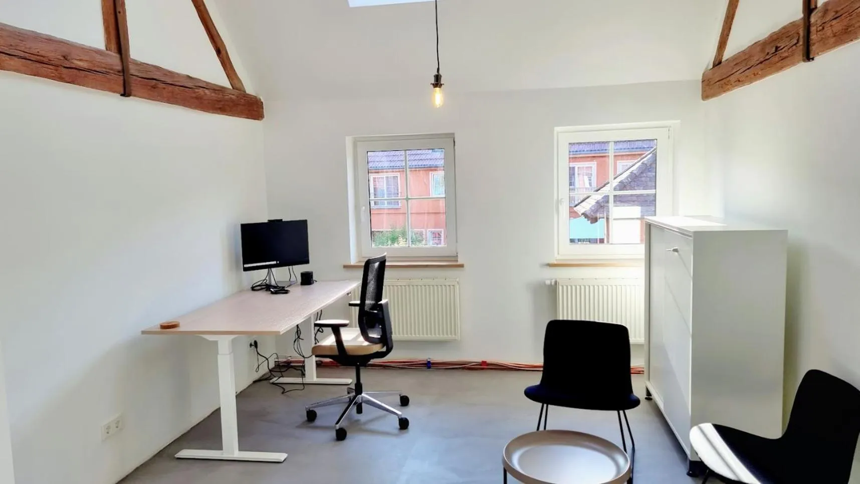 Communal lounge/ TV room in Project JUNE - ehemals Landgasthof Jüterbog