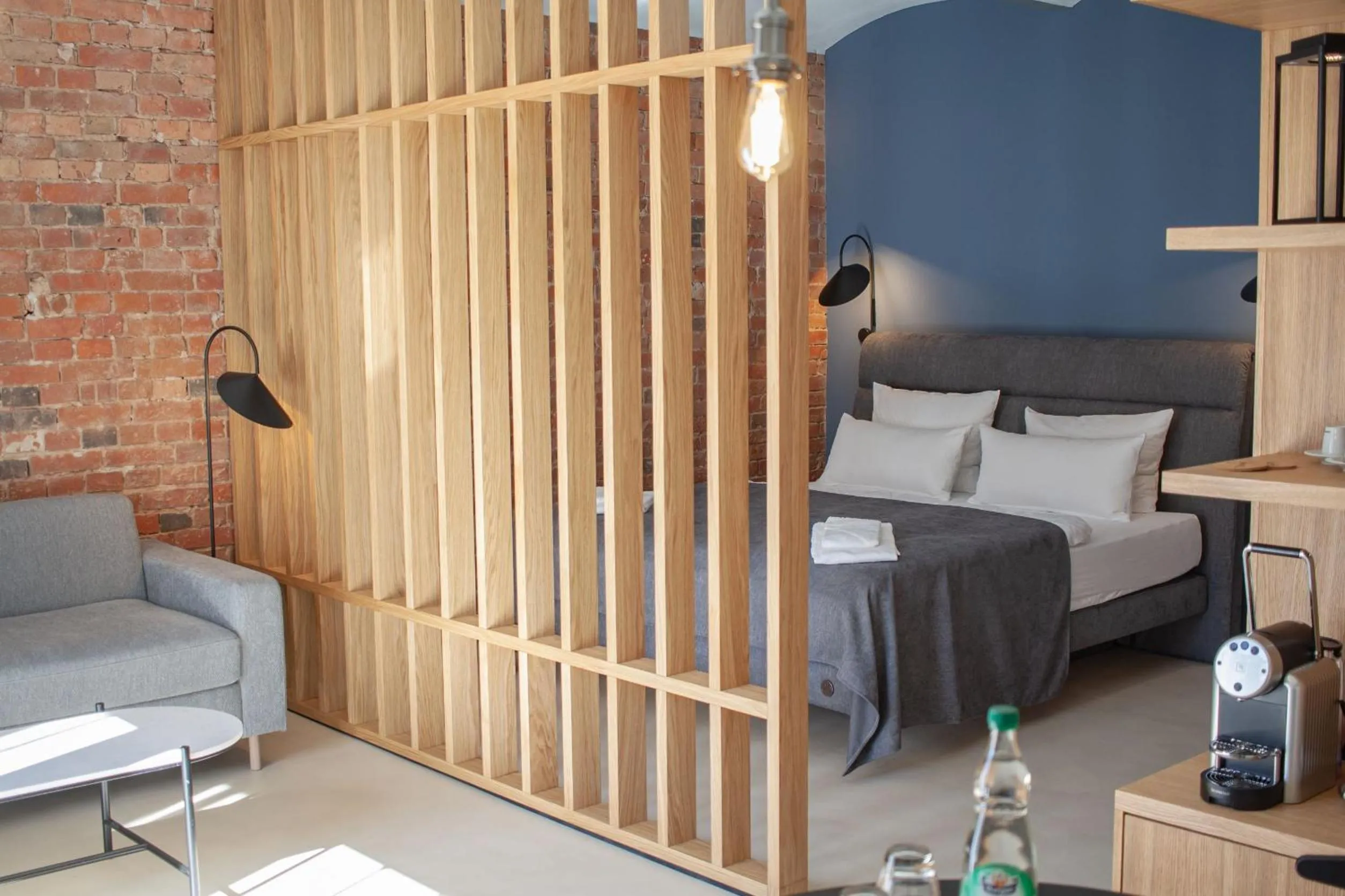 Bed in Project JUNE - ehemals Landgasthof Jüterbog