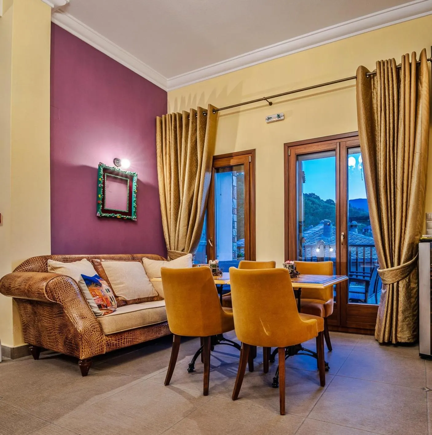 Living room in Lions Nine