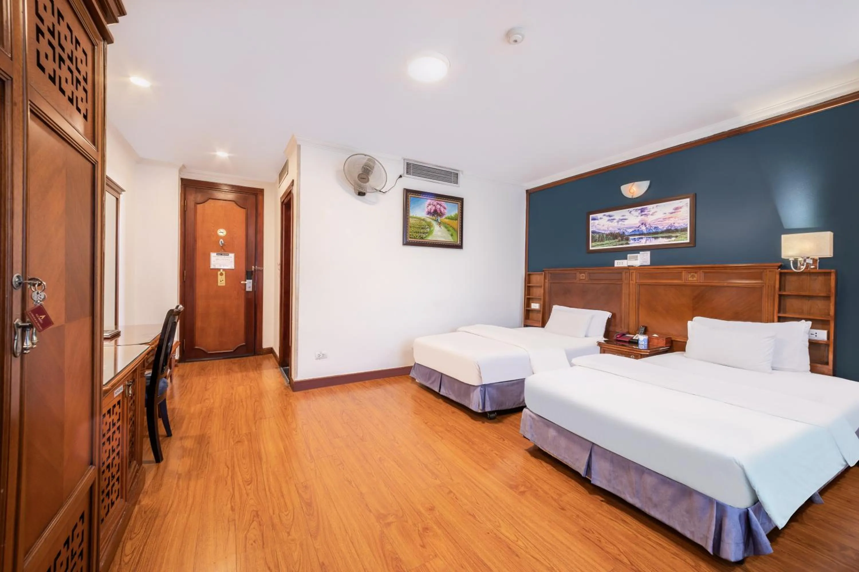 Bed in A25 Hotel - 19 Phan Đình Phùng