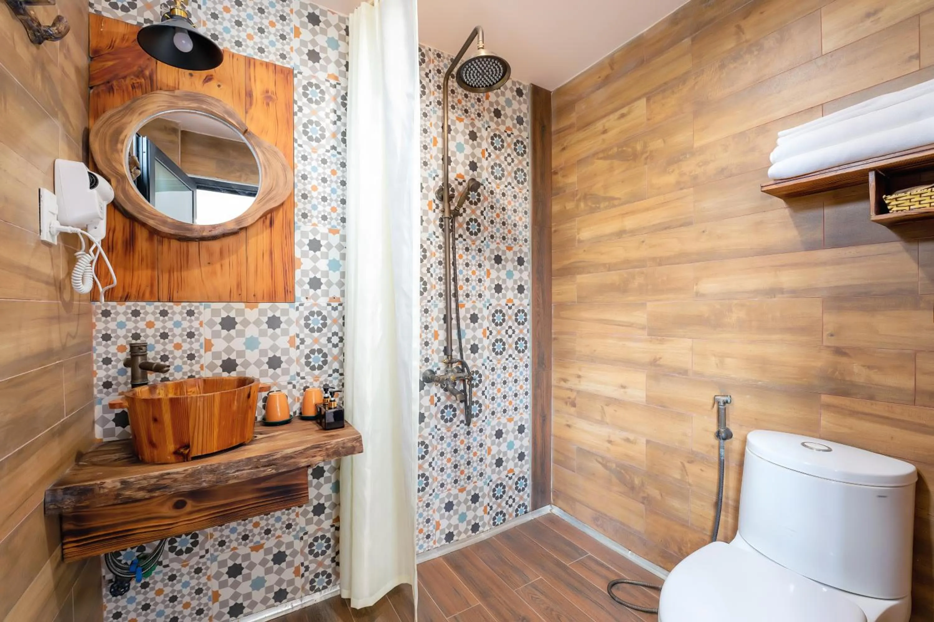 La An Old Town Hotel