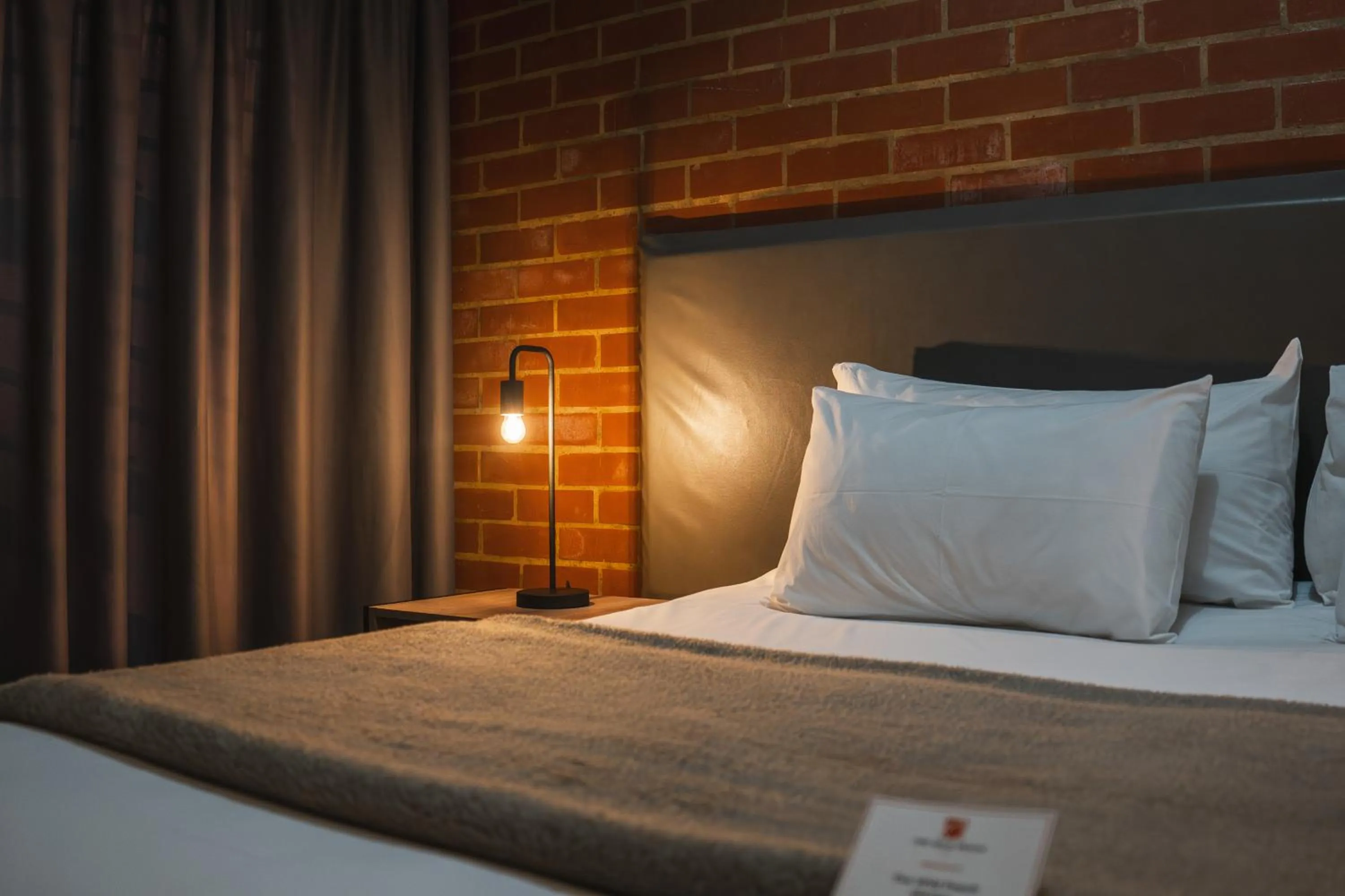 Bed in The Wild Peach - Menlyn