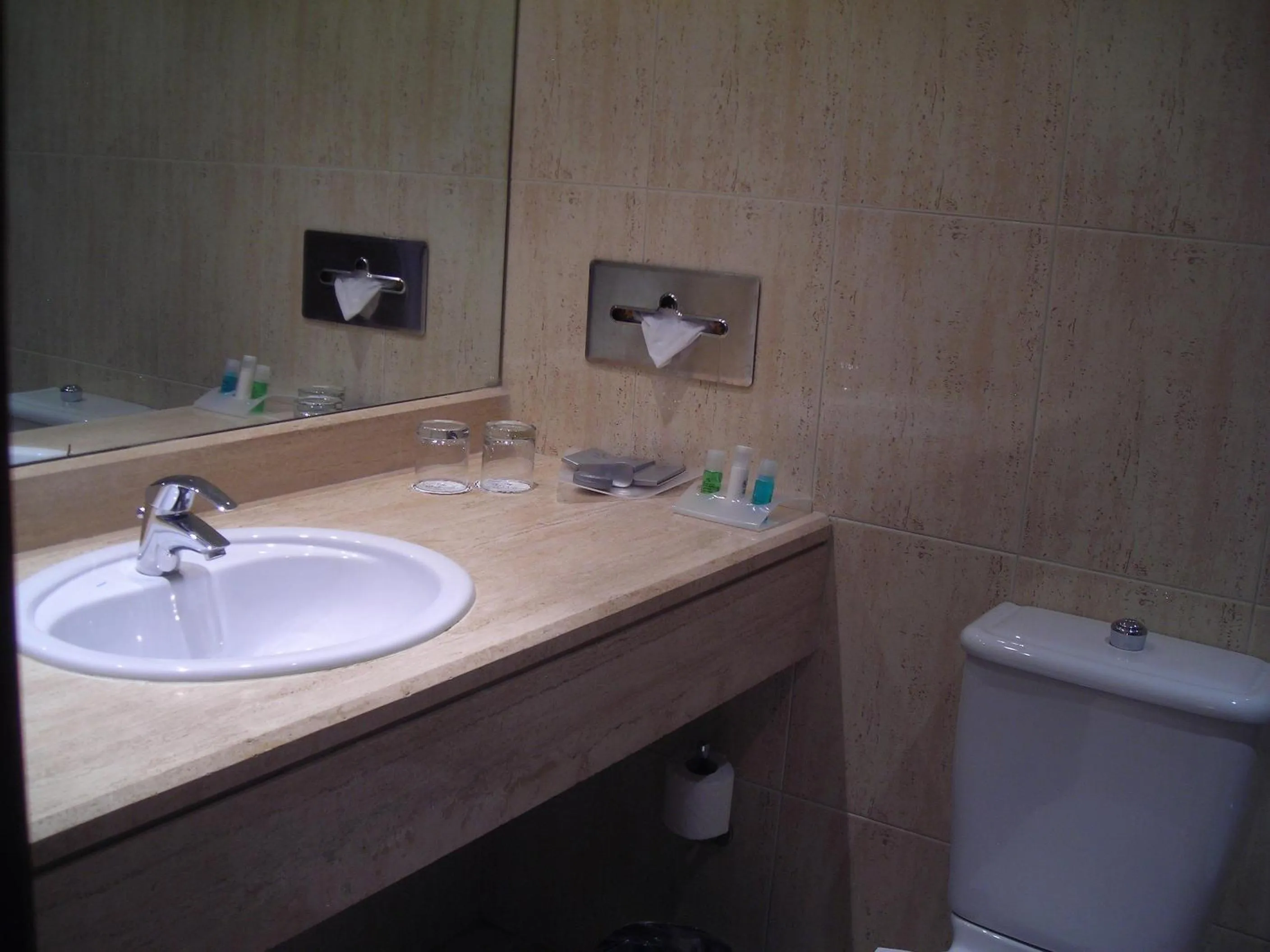 Bathroom in Bayview Hotel Beirut