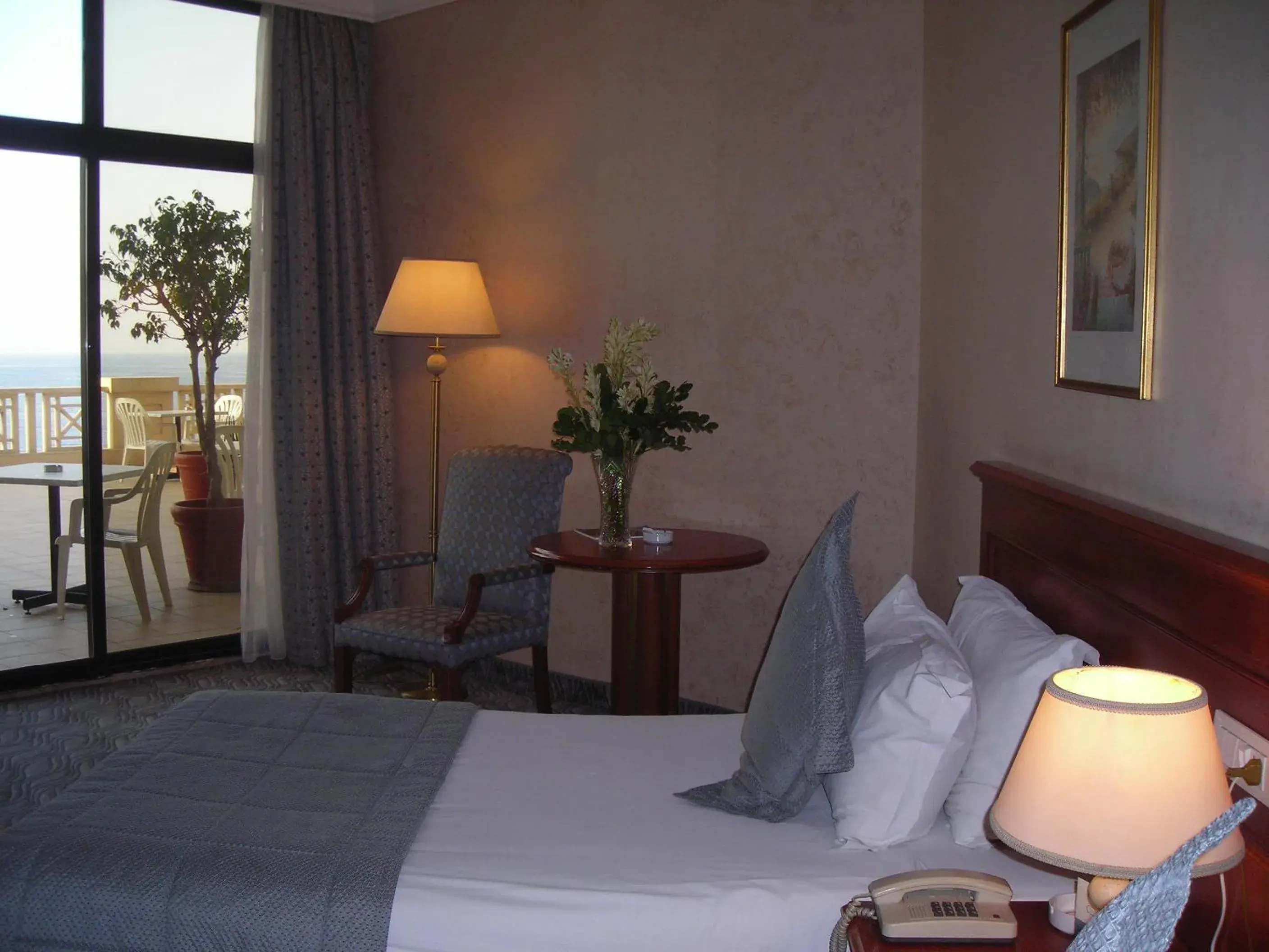 Single Room with Sea View in Bayview Hotel Beirut Single Room with Sea View in Bayview Hotel Beirut