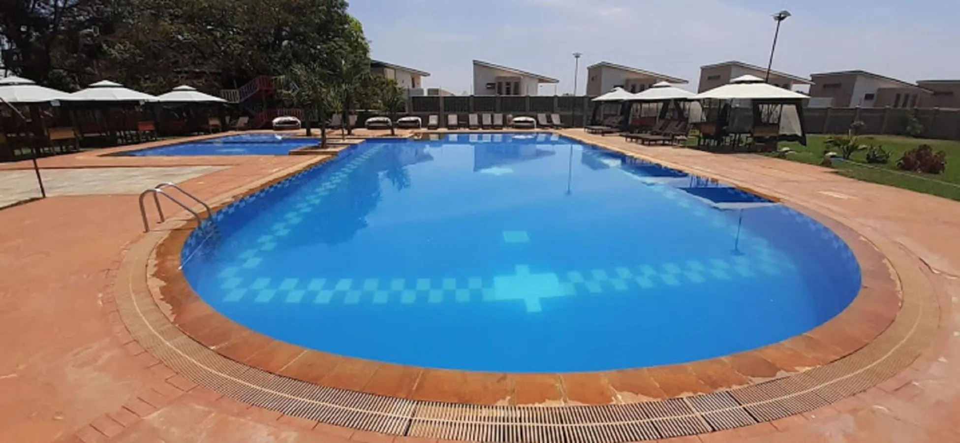 Swimming pool in Elysian Resort