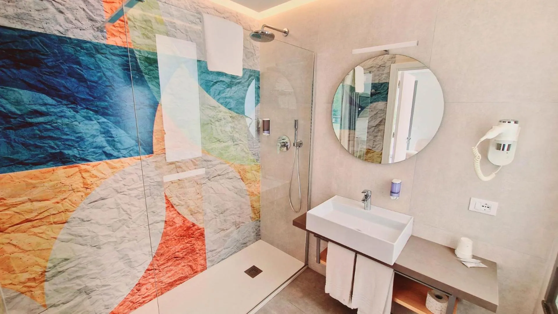 Shower in Saracen Sands Hotel & Congress Centre - Palermo