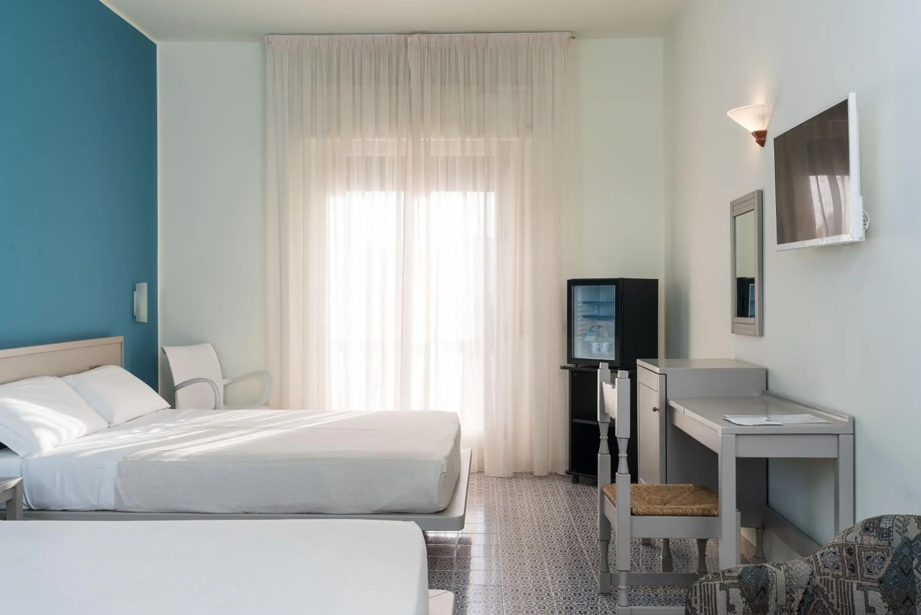 Classic Triple Room in Saracen Sands Hotel & Congress Centre - Palermo Classic Triple Room in Saracen Sands Hotel & Congress Centre - Palermo