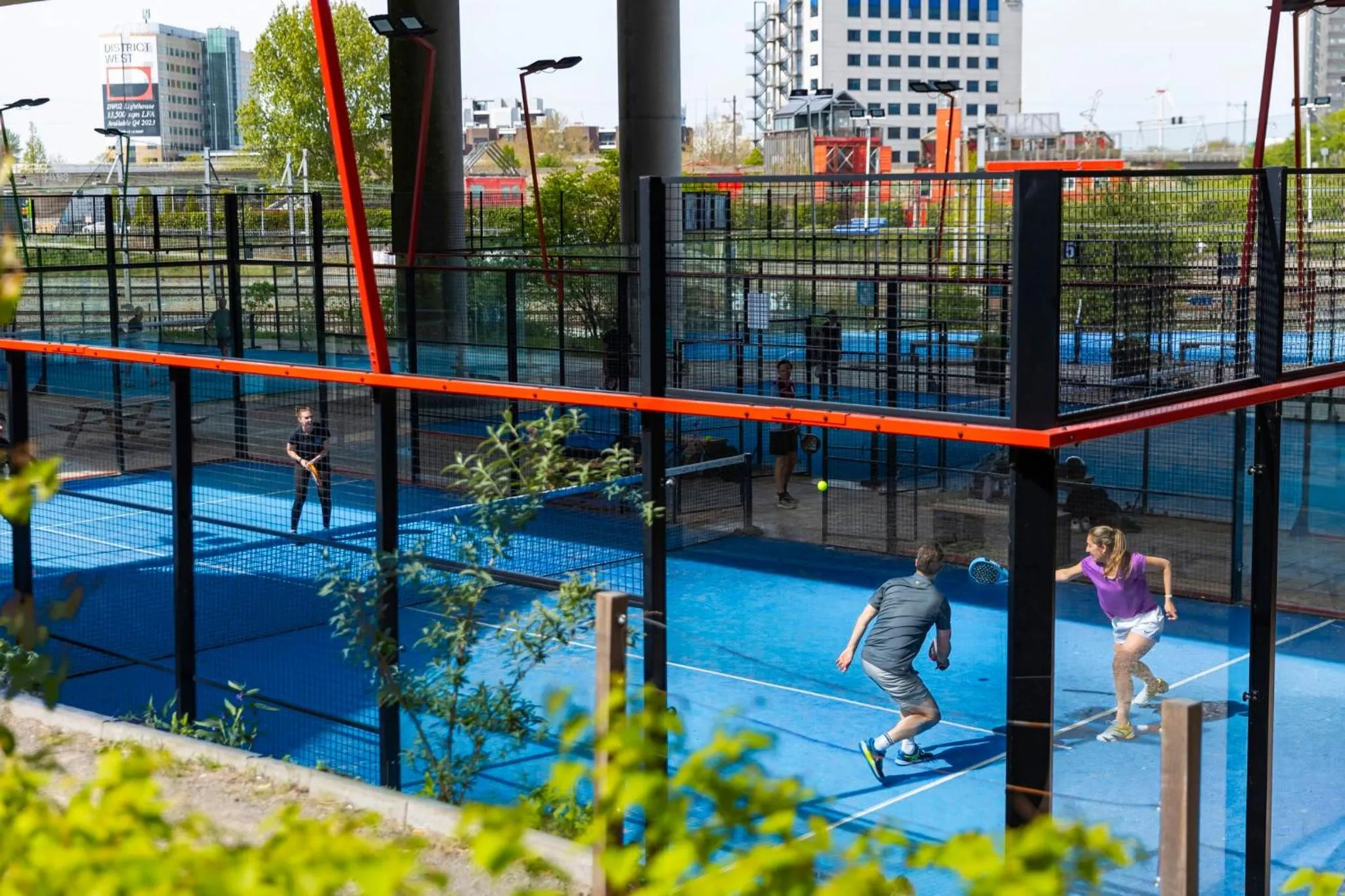 Area and facilities in Holiday Inn Express Amsterdam - Sloterdijk Station by IHG