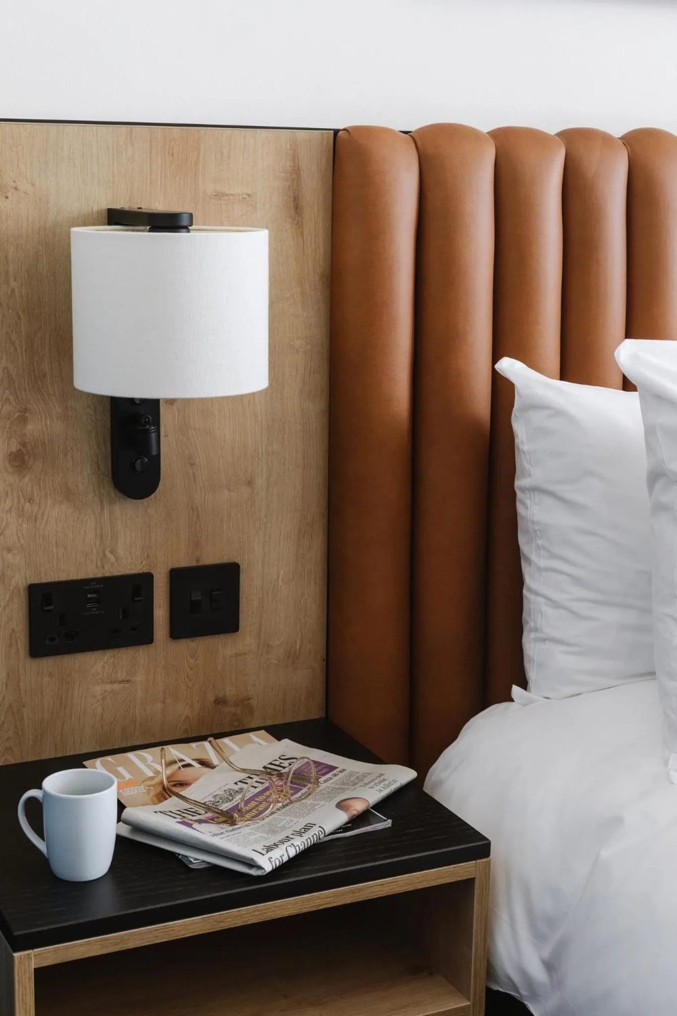 Photo of the whole room, Bed in voco Belfast by IHG