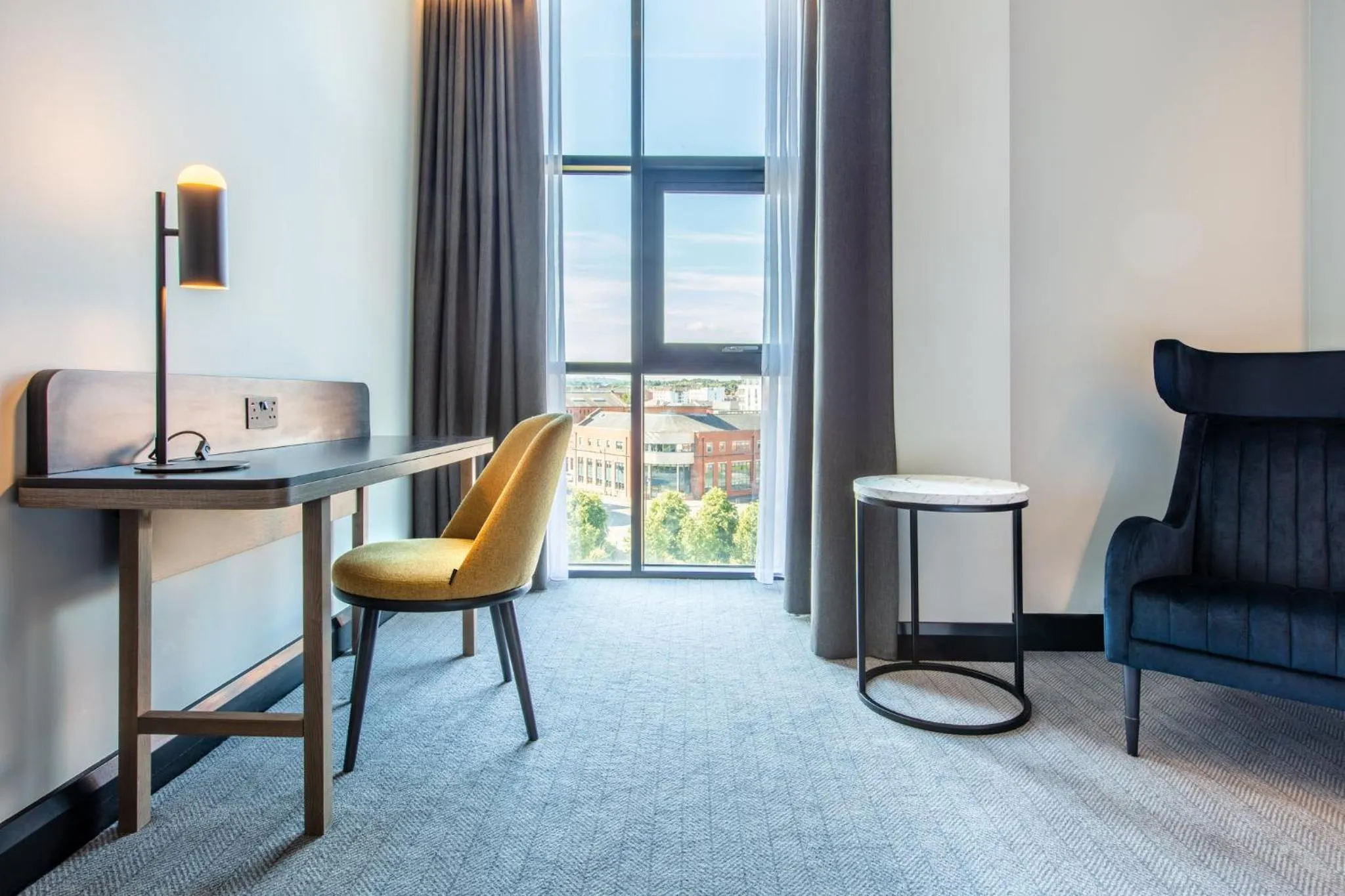 Photo of the whole room in voco Belfast by IHG