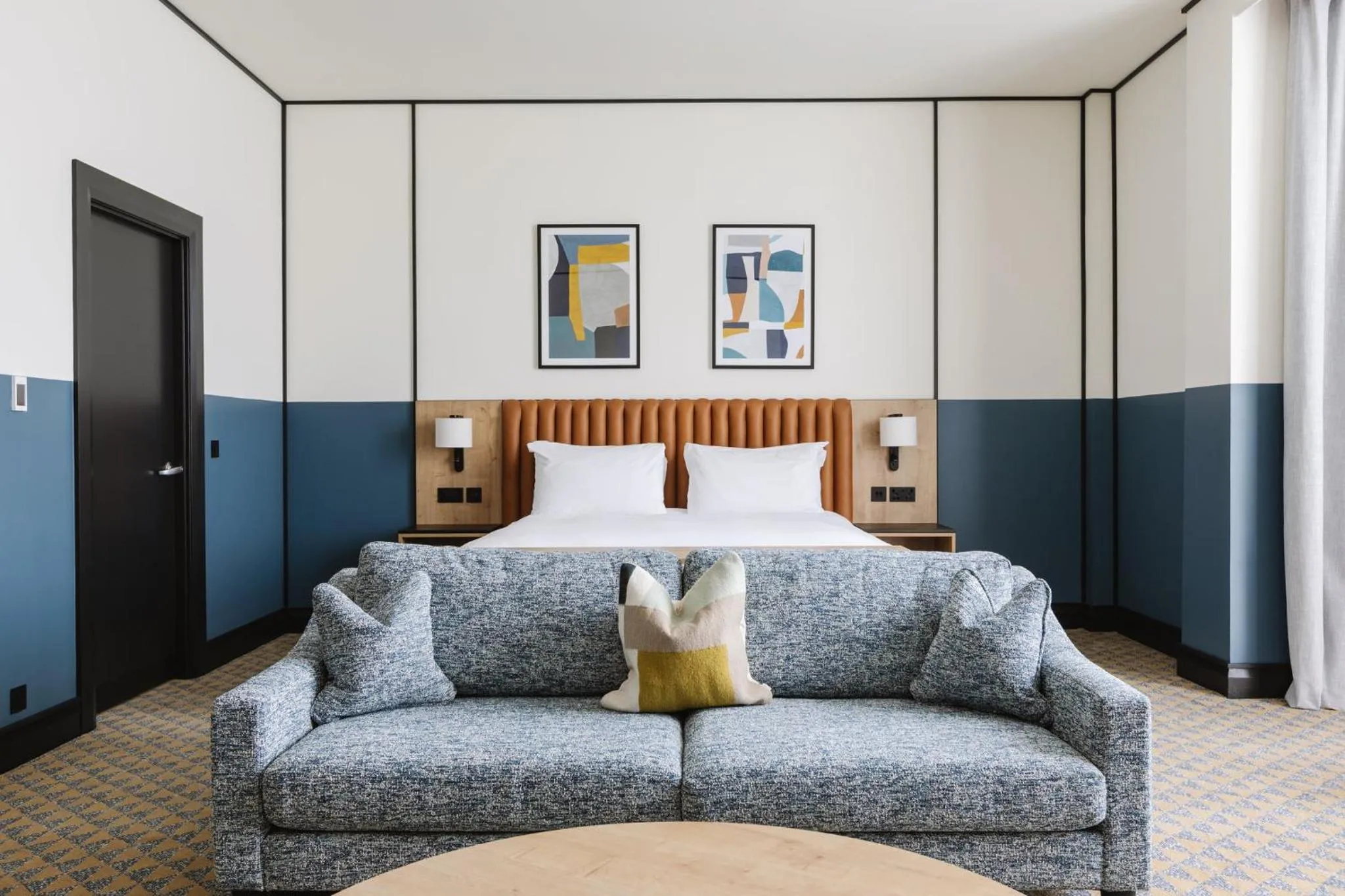 Photo of the whole room in voco Belfast by IHG