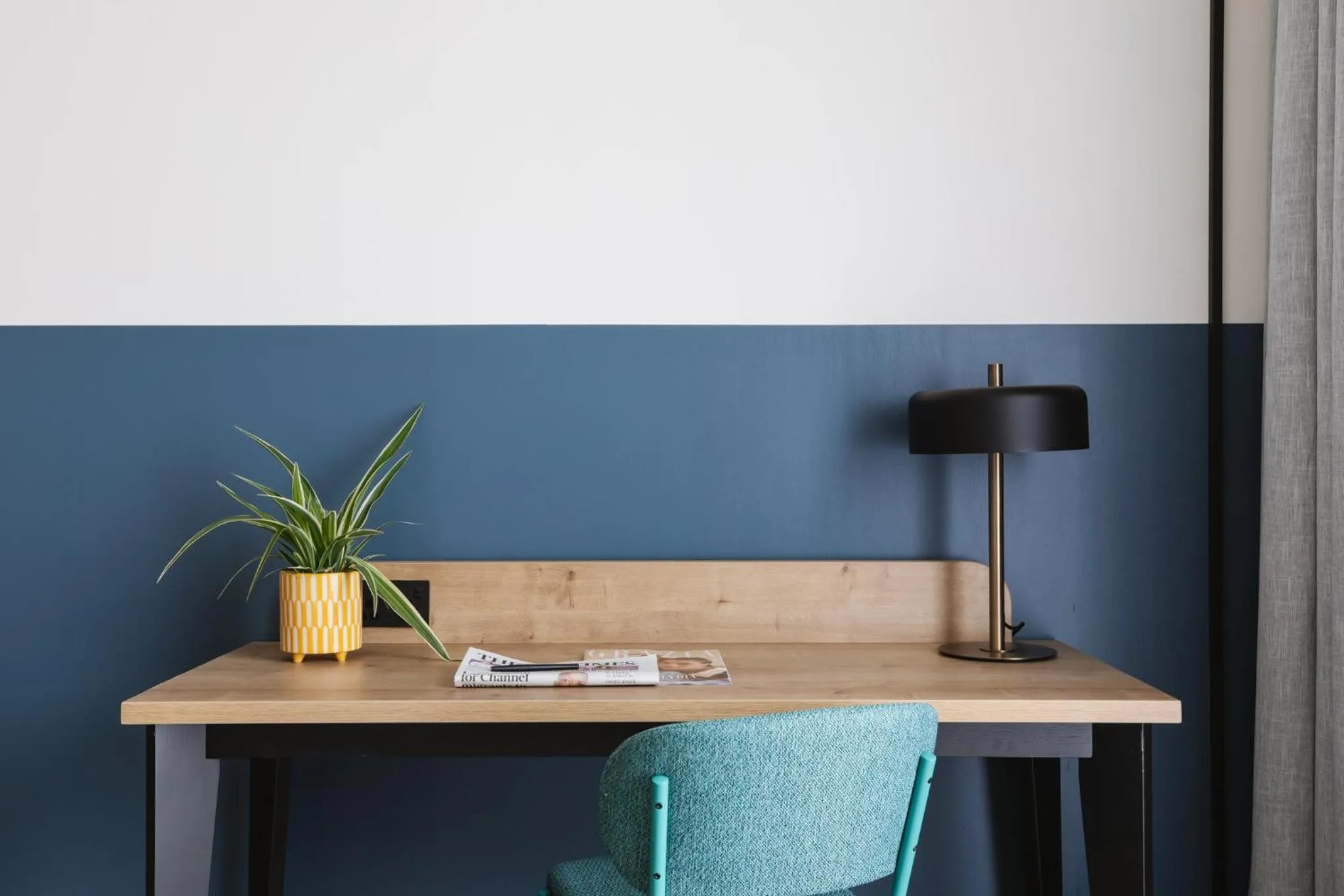 Photo of the whole room in voco Belfast by IHG