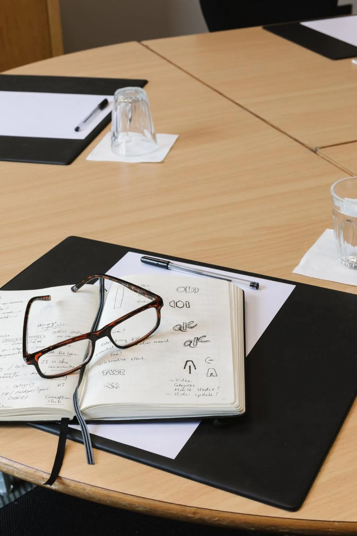 Meeting/conference room in voco Belfast by IHG