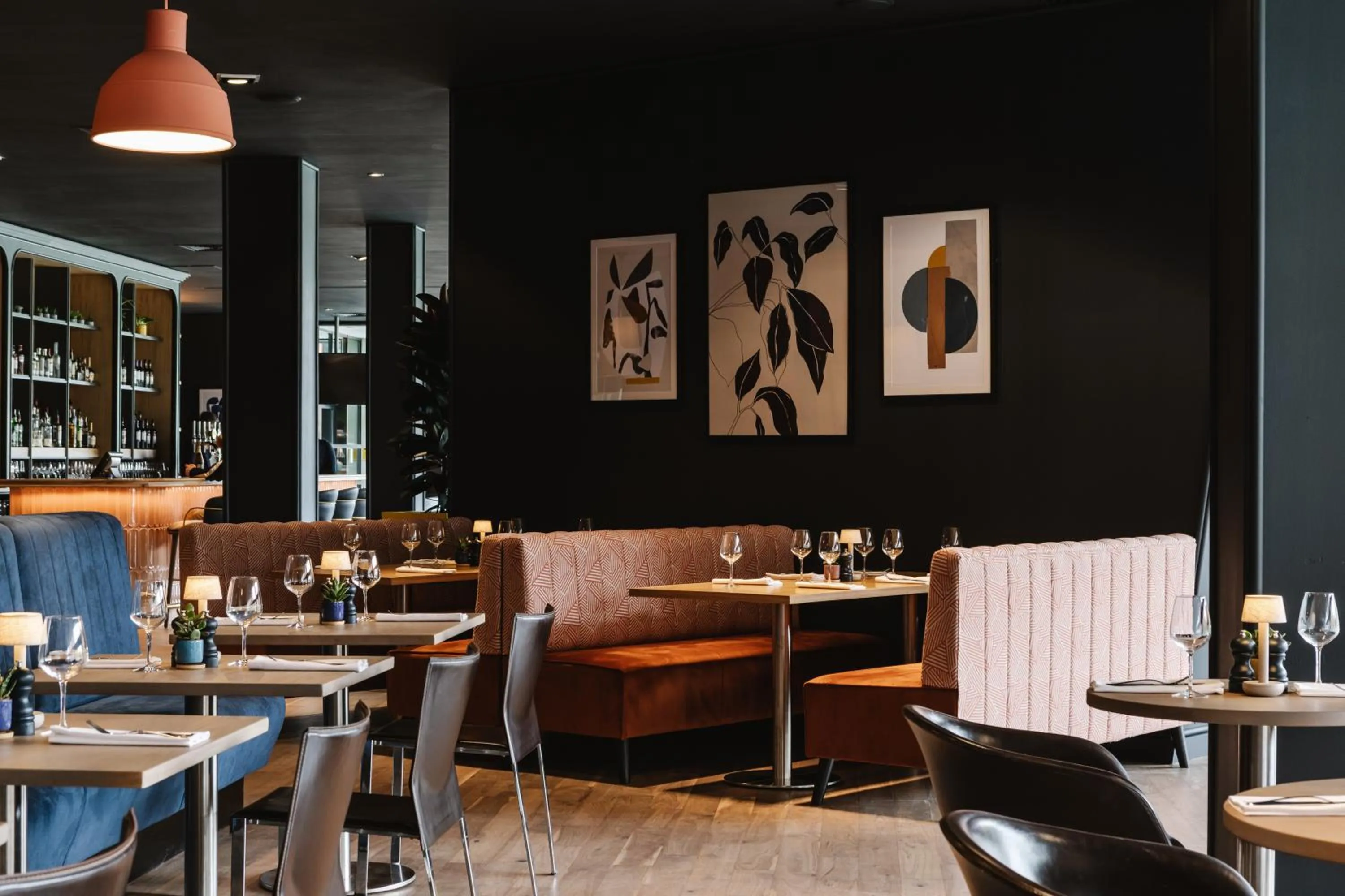 Restaurant/places to eat in voco Belfast by IHG