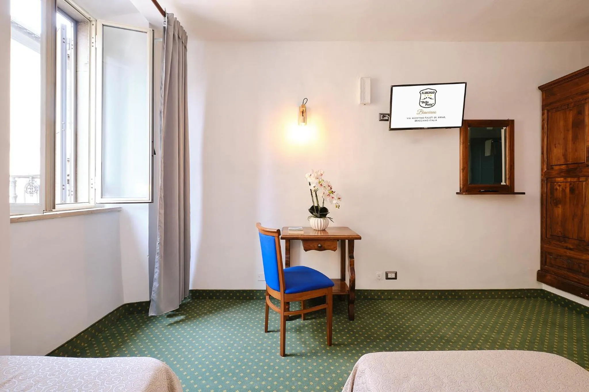 Photo of the whole room, Bed in Albergo Della Posta