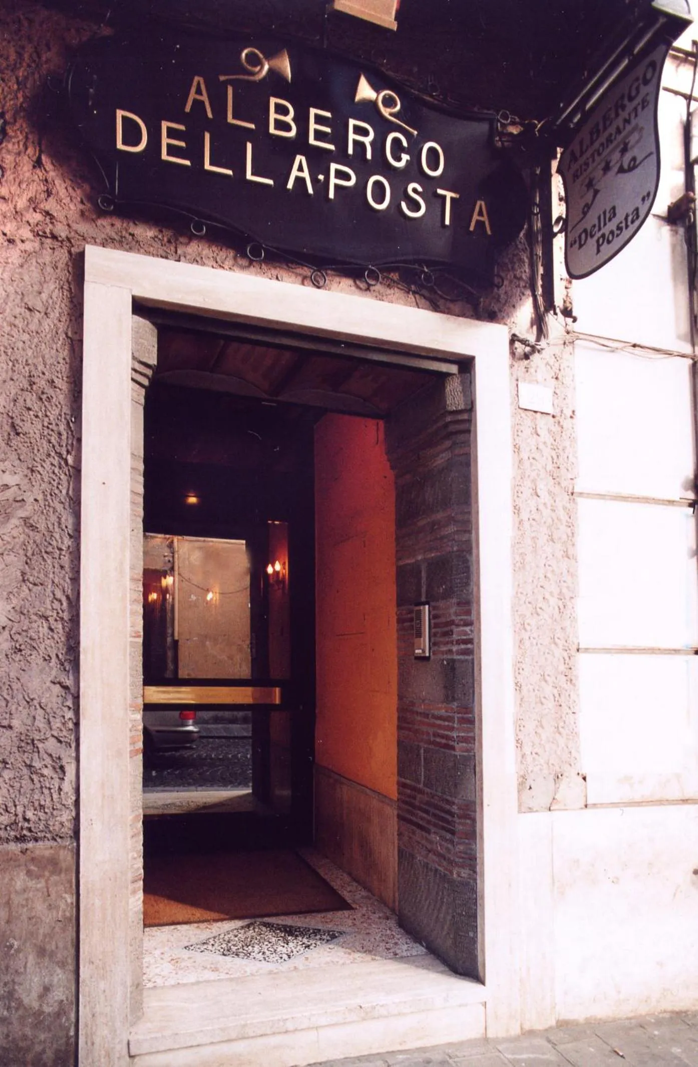 Facade/entrance in Albergo Della Posta