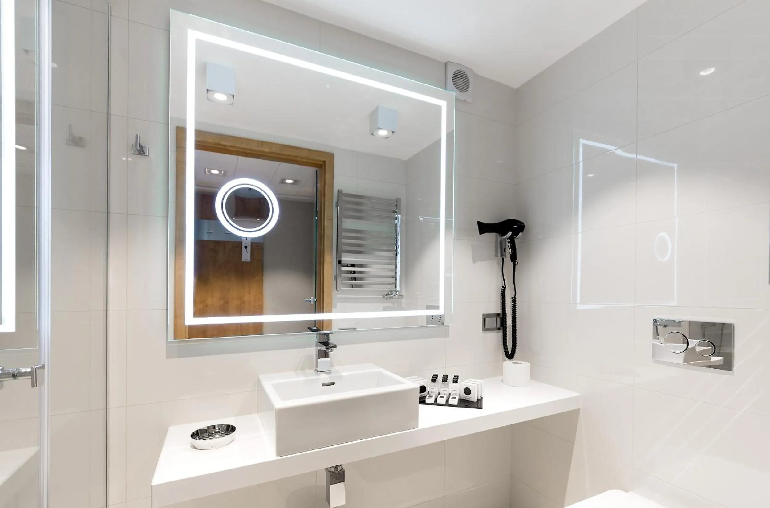 Bathroom in Hotel HARNAŚ dla dorosłych z widokiem na Tatry - Adults only