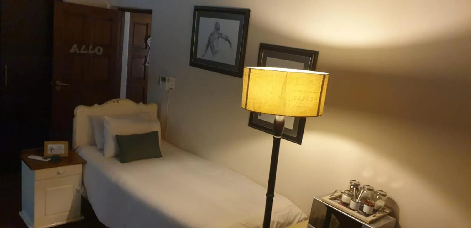 Bed in Kruger Allo B&B