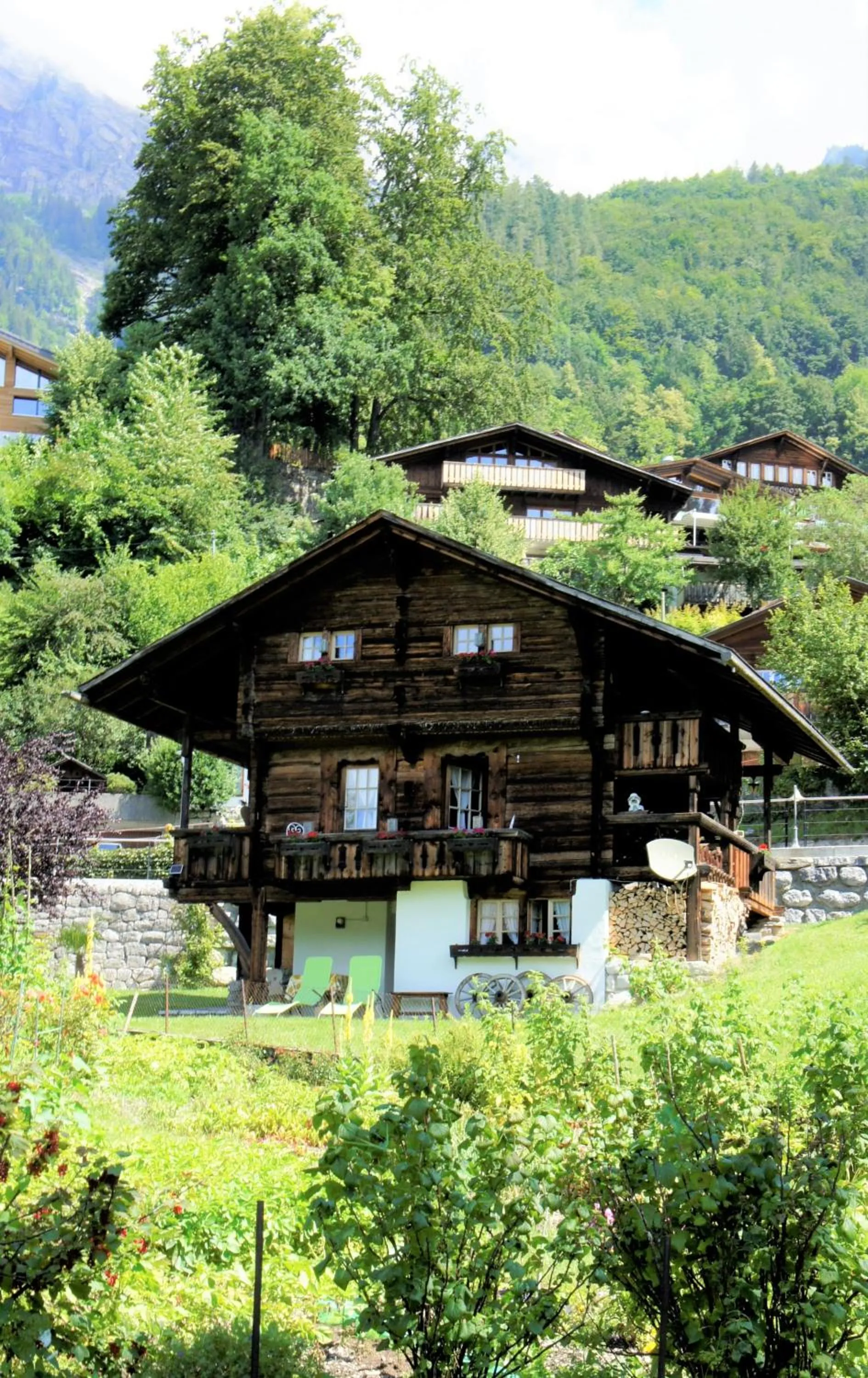 Property building in B & B Brienz