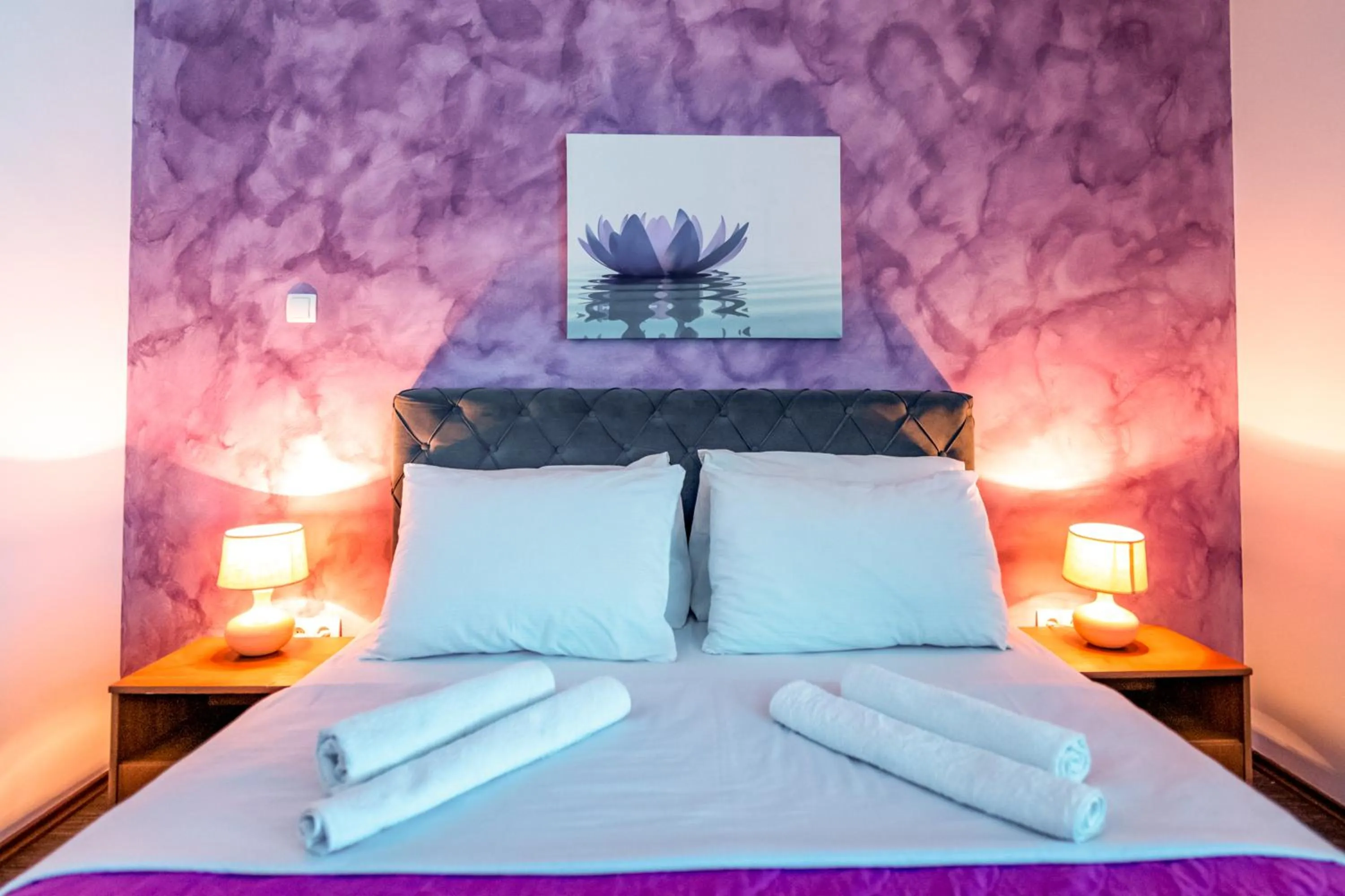 Bedroom, Bed in Hotel Oasis