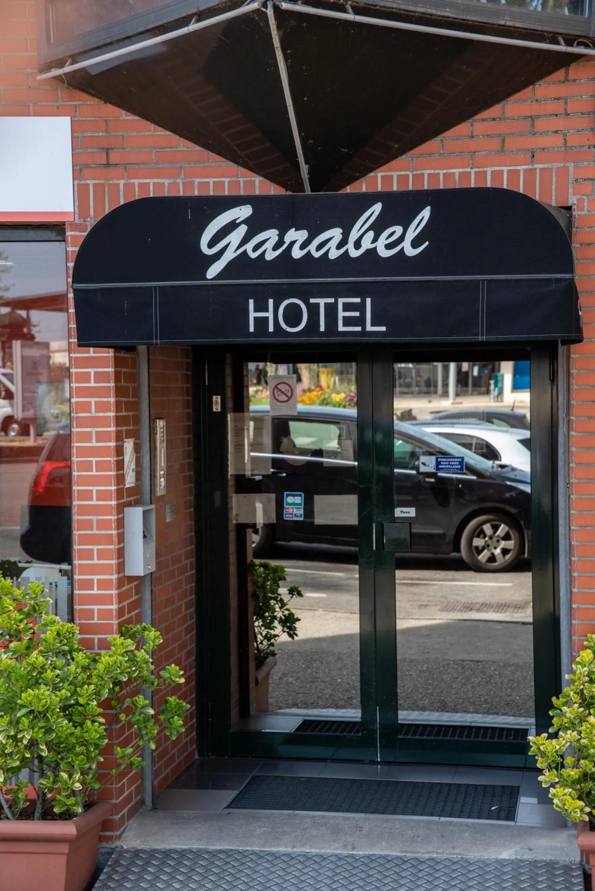 Facade/entrance in Hôtel Garabel