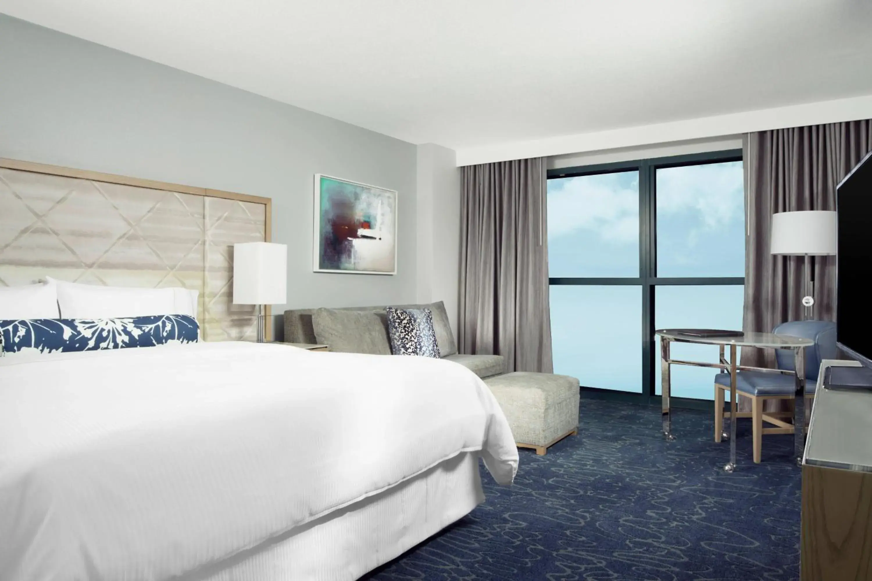 Traditional King, Guest room, 1 King, No view (Includes Early Entry To Disney Theme Parks) in Walt Disney World Swan Traditional King, Guest room, 1 King, No view (Includes Early Entry To Disney Theme Parks) in Walt Disney World Swan