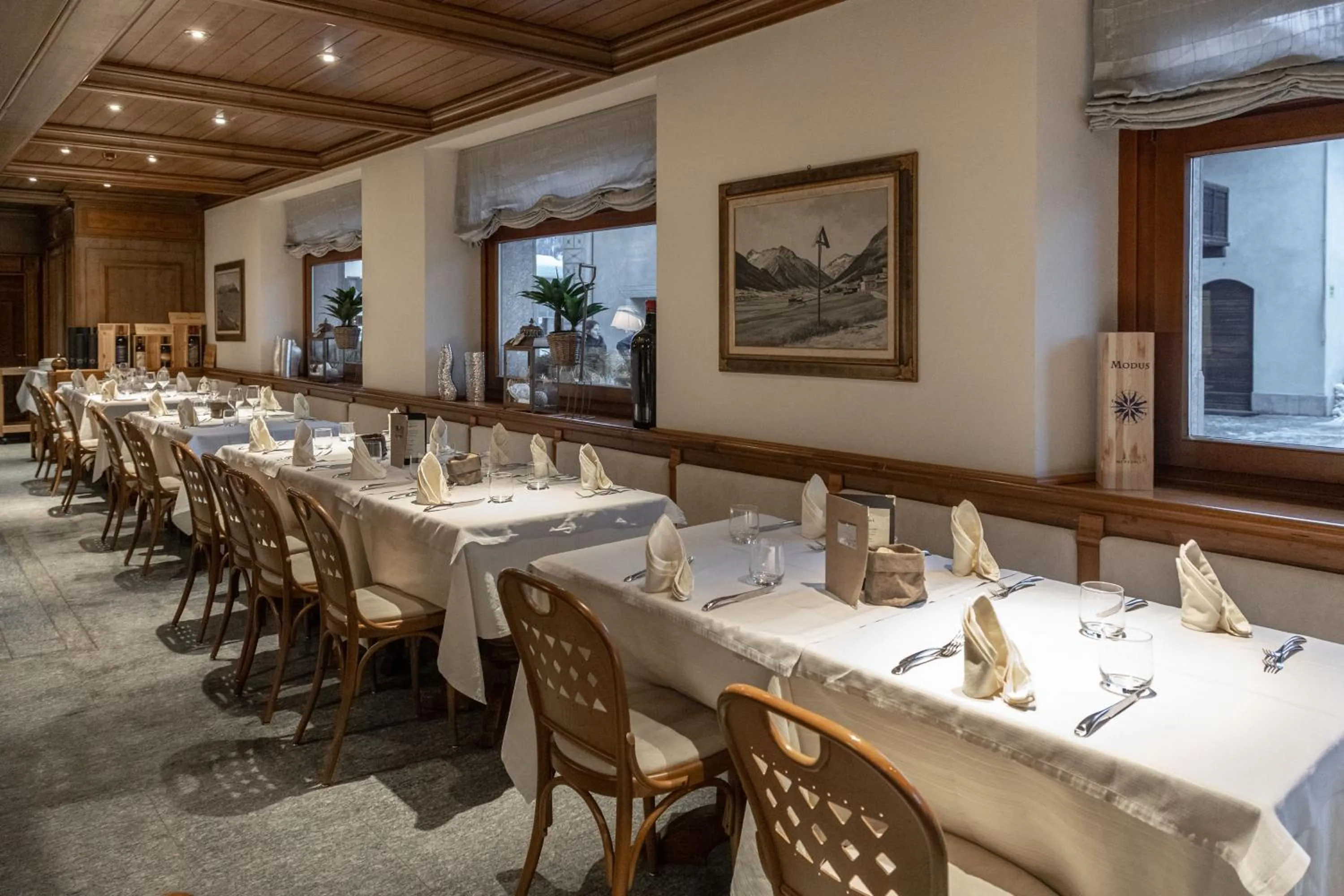 Restaurant/places to eat in Hotel Compagnoni