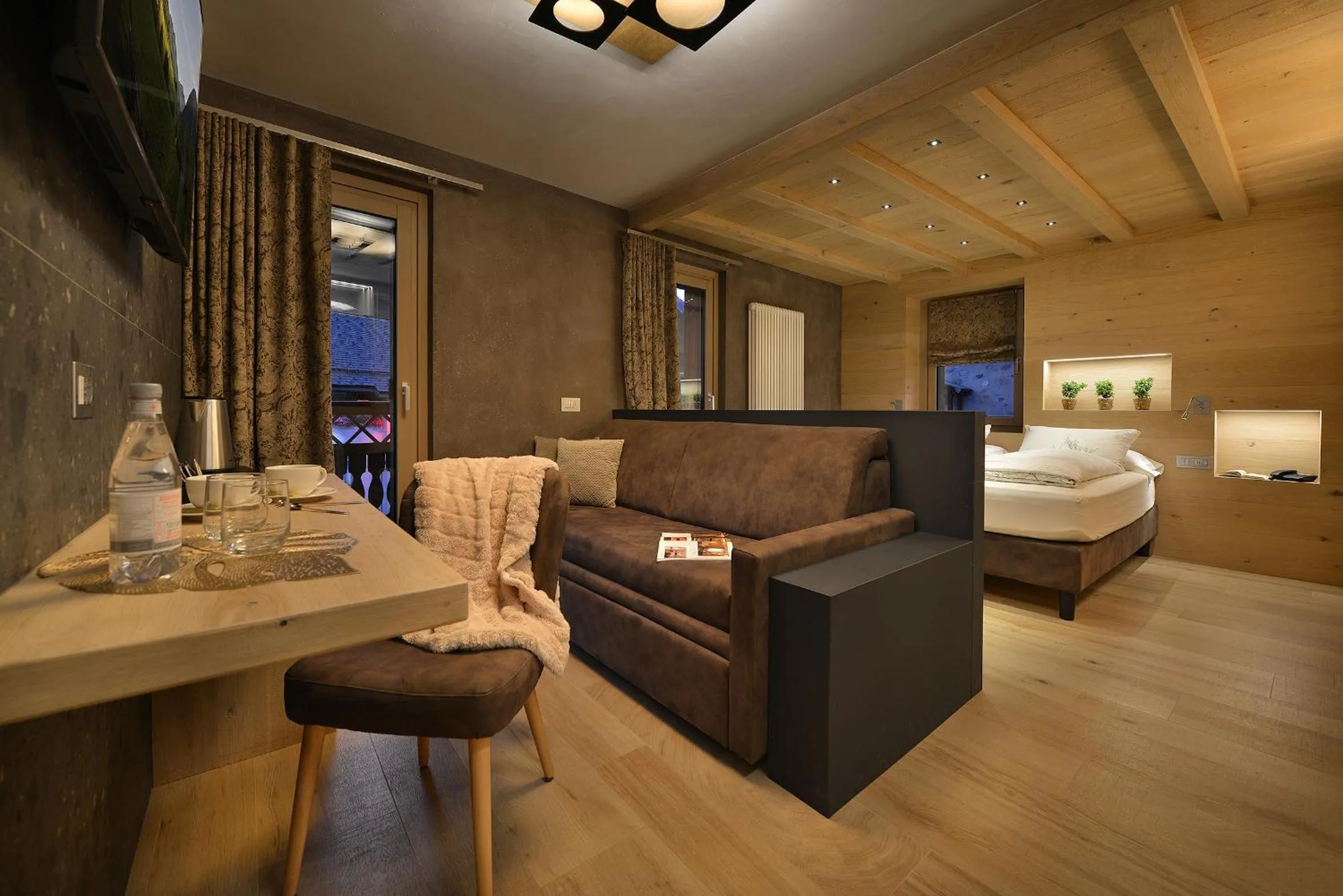 Living room, Bed in Hotel Compagnoni