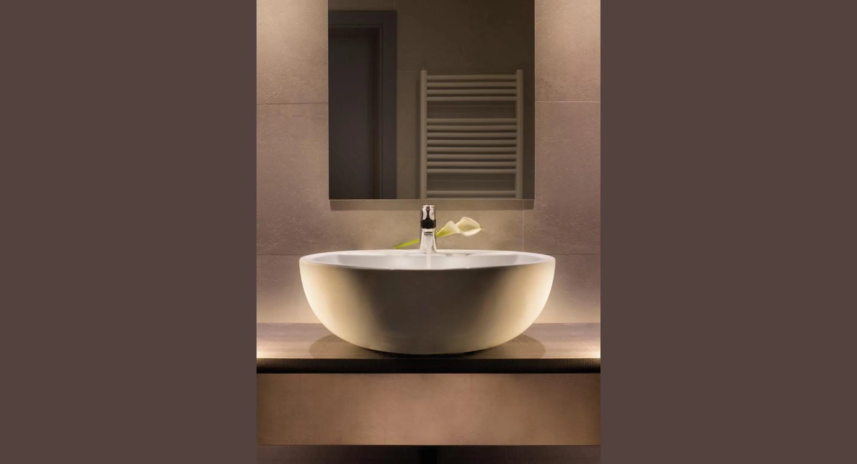 Shower in Hotel Désirée - Garda Lake Collection