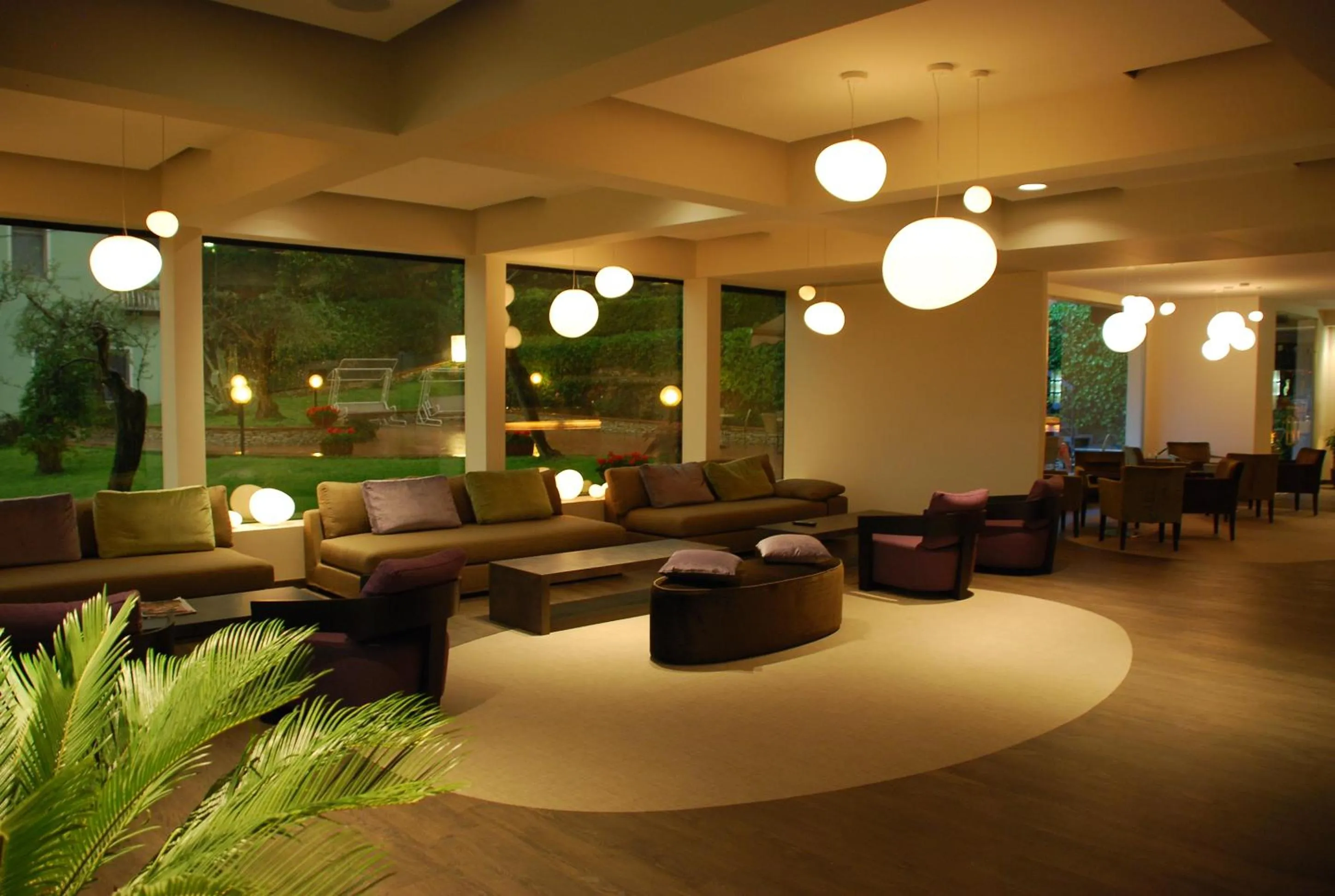 Communal lounge/ TV room in Hotel Désirée - Garda Lake Collection