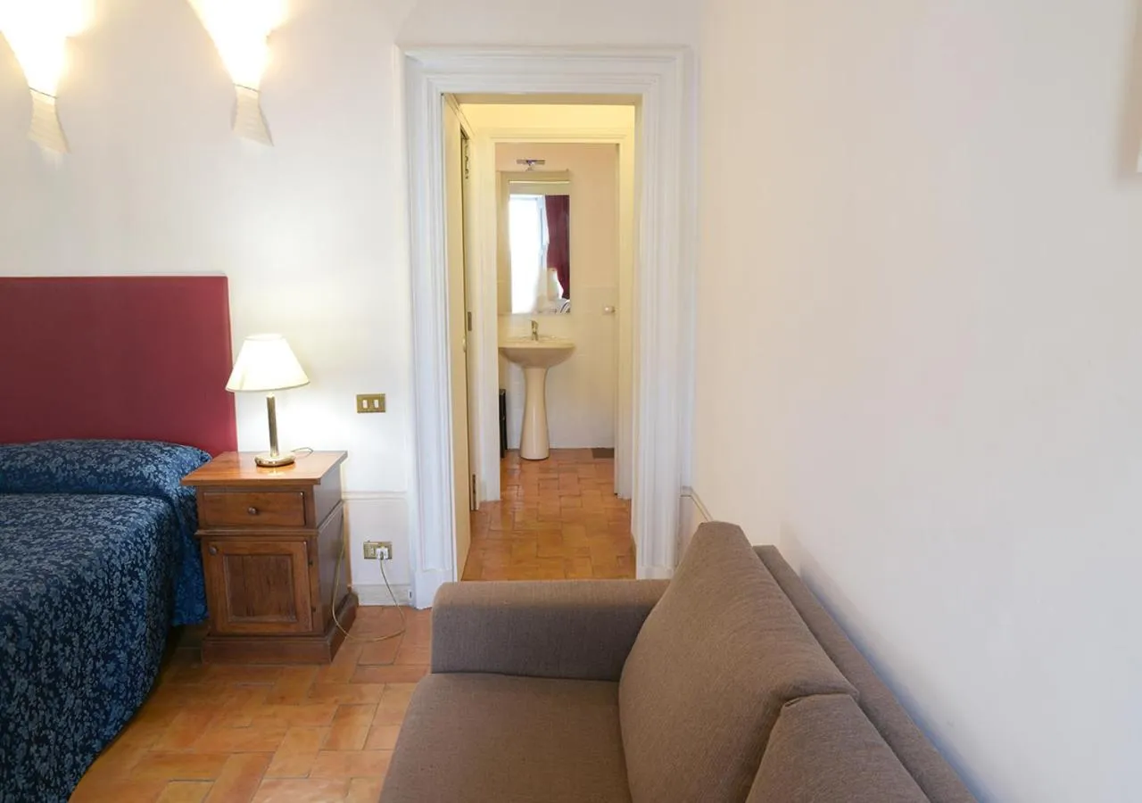 Bathroom in Farnese 48