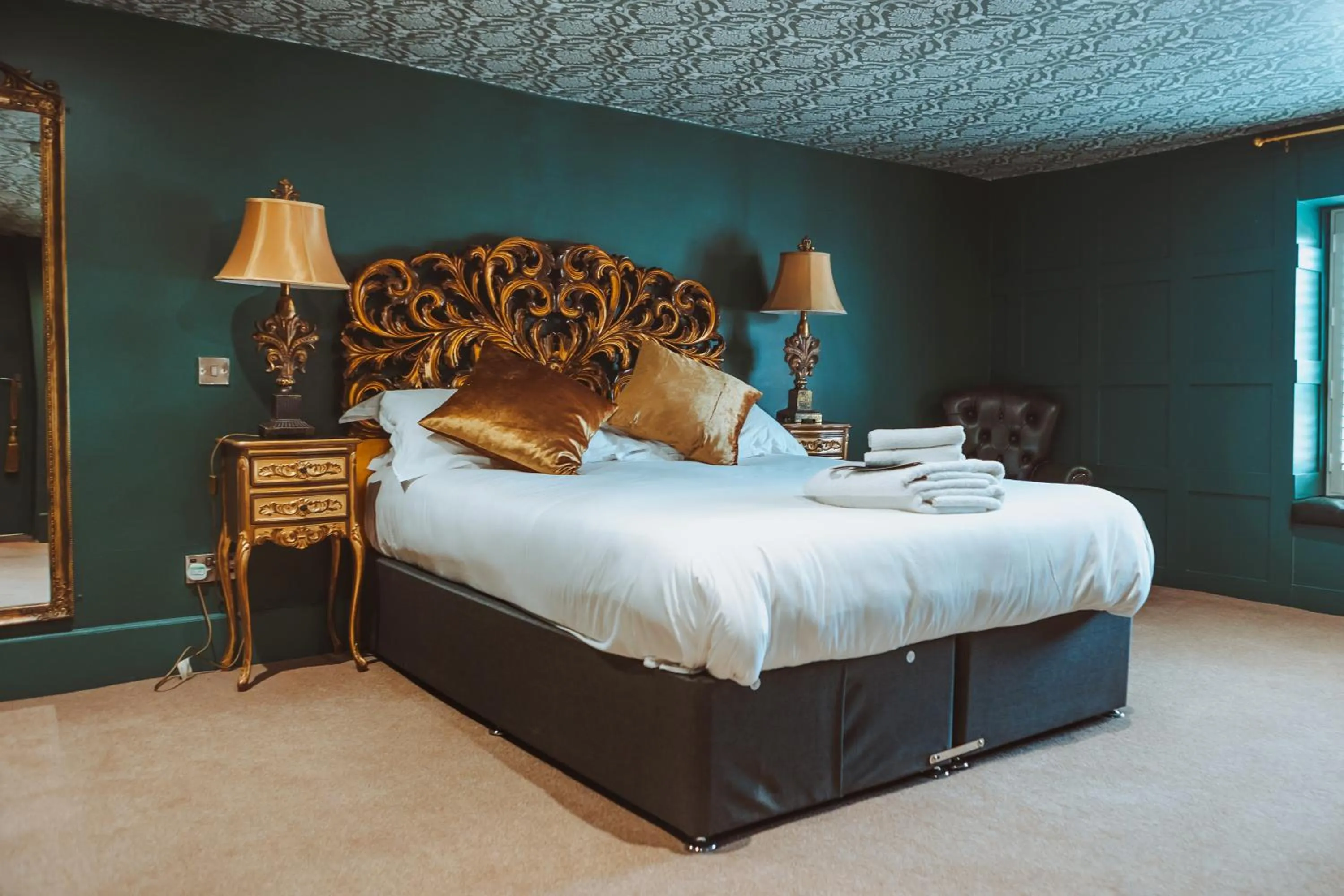 Bed in The Littleton Arms