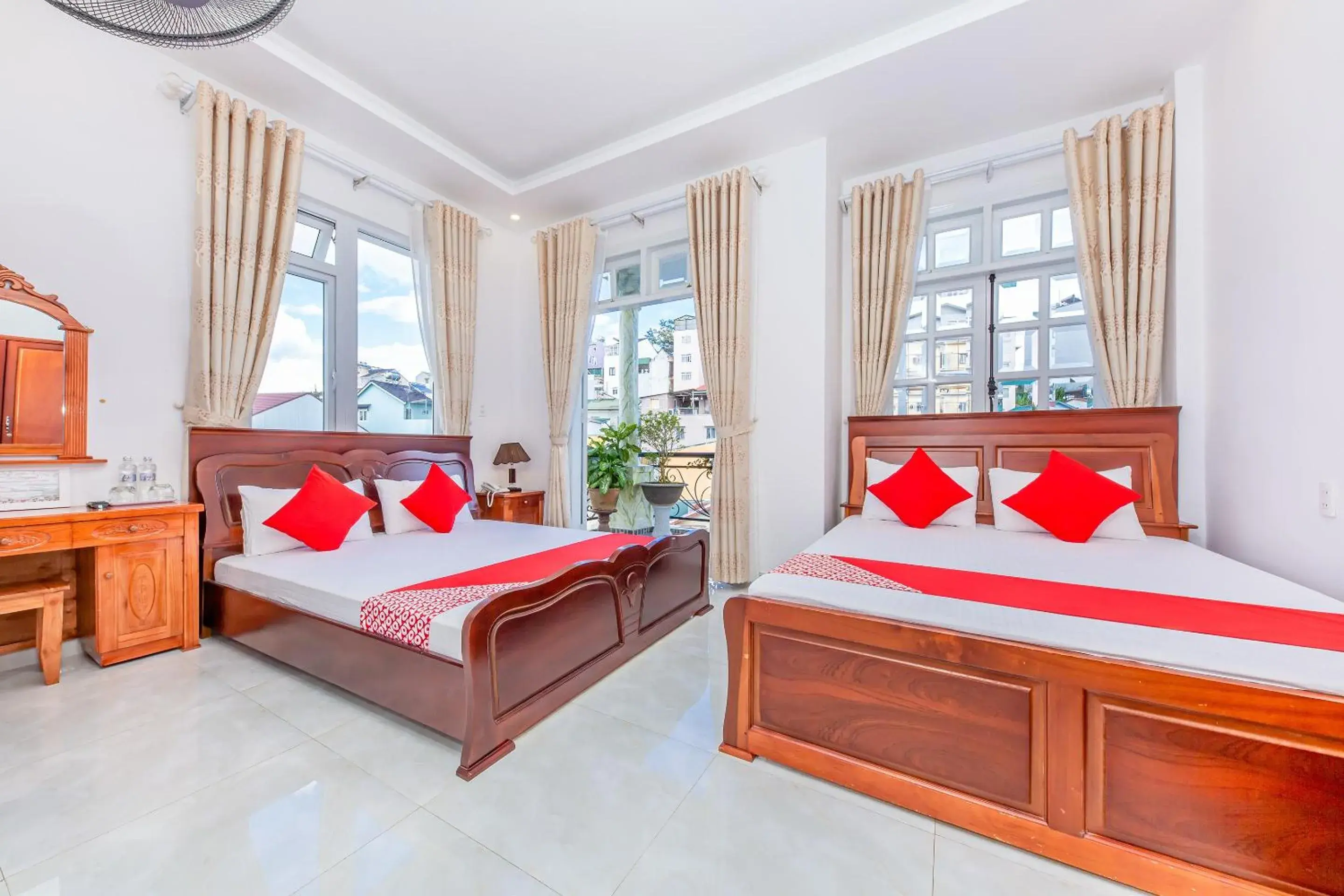 Deluxe Family Room in OYO 446 The Bao Hotel Deluxe Family Room in OYO 446 The Bao Hotel