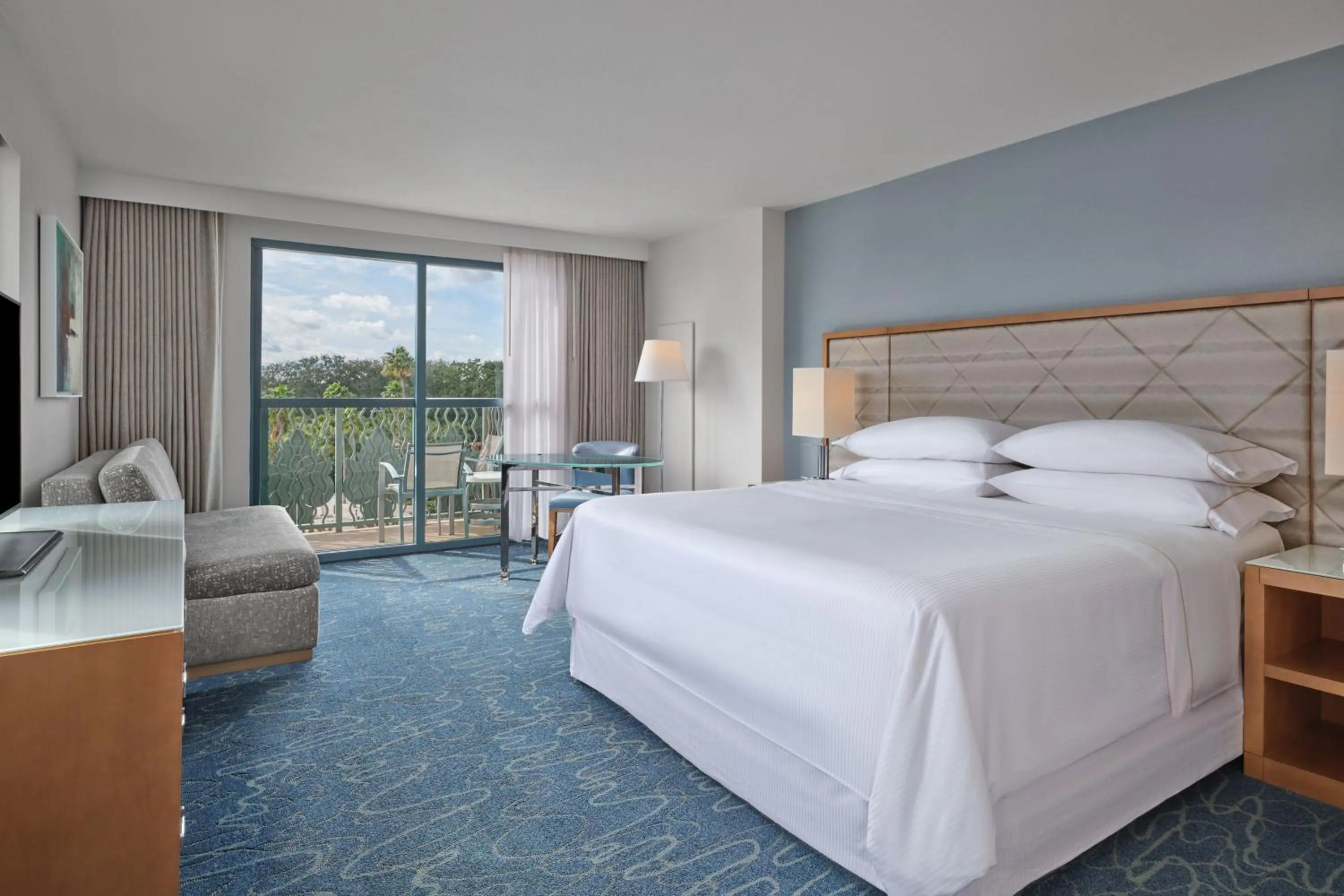 Photo of the whole room, Bed in Walt Disney World Dolphin