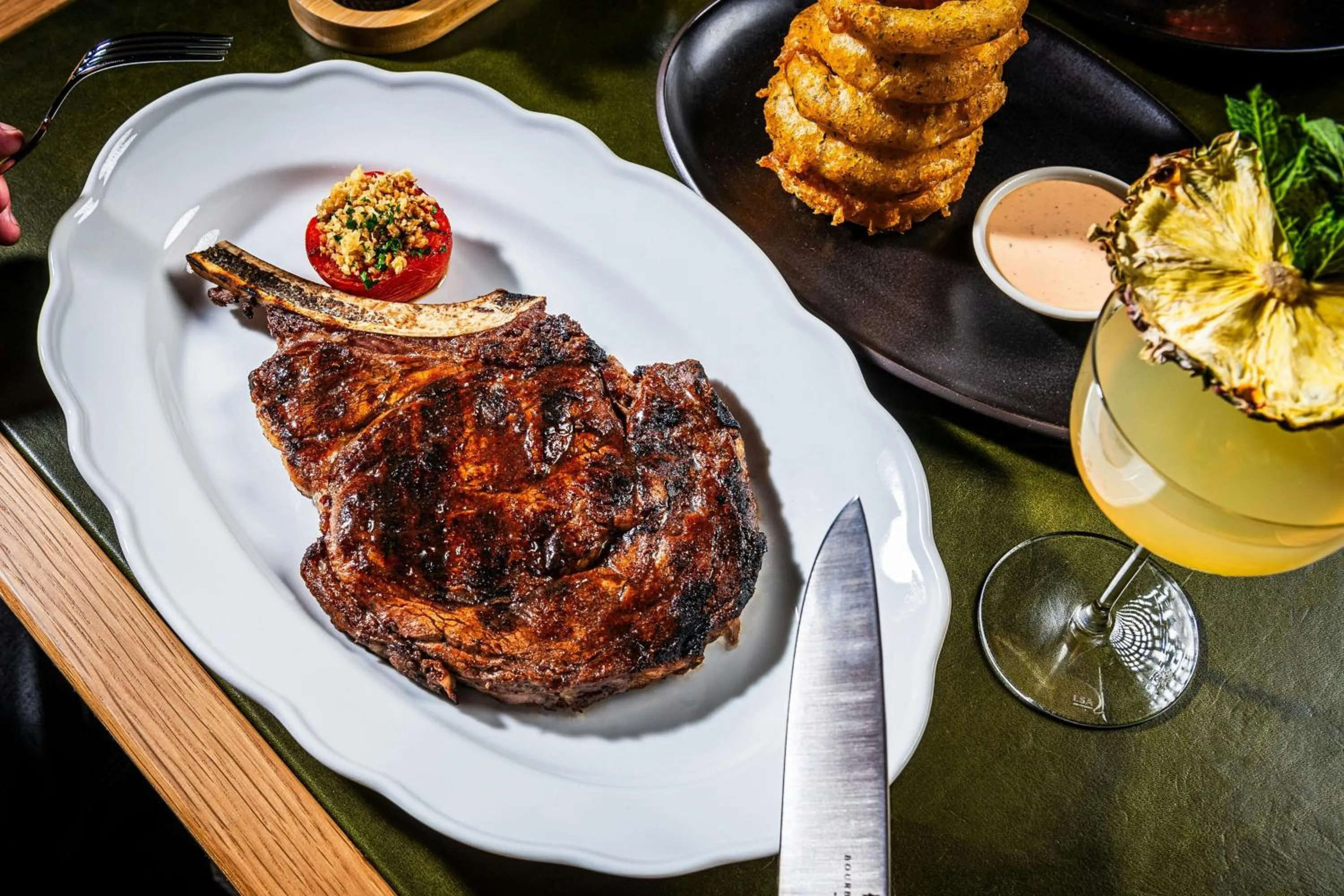 Restaurant/places to eat in Walt Disney World Dolphin