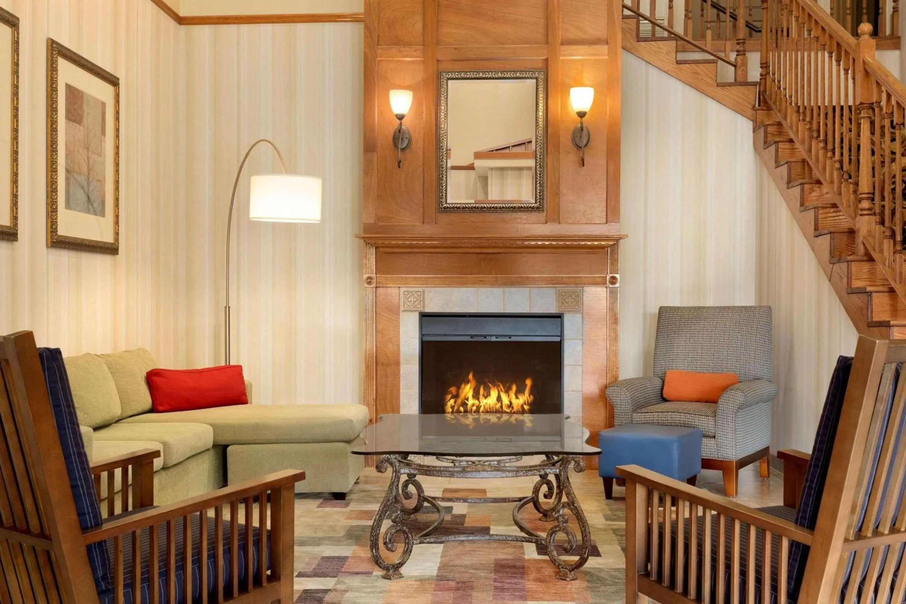 Lobby or reception in Country Inn & Suites by Radisson, Pineville, LA