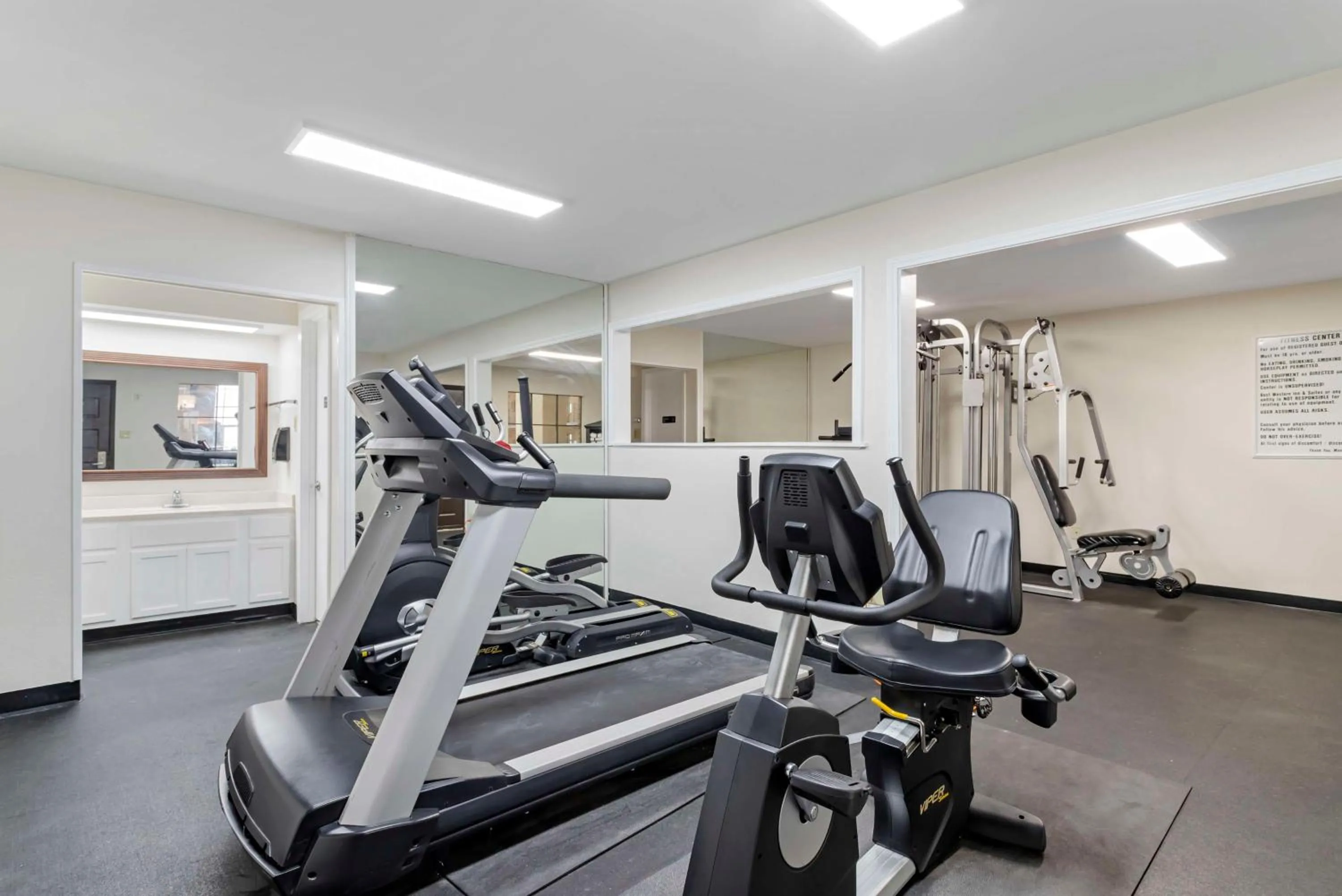 Fitness centre/facilities in Best Western of Alexandria Inn & Suites & Conference Center