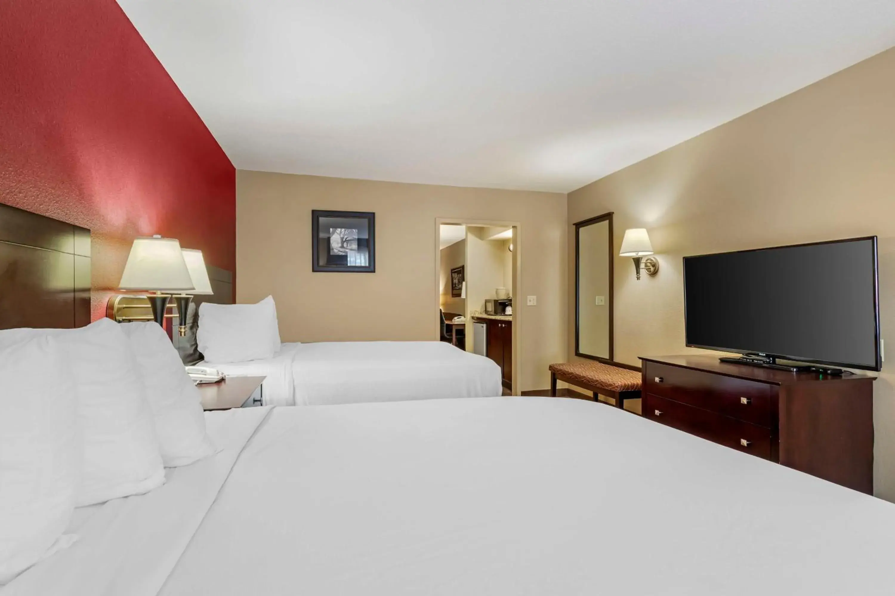 Queen Suite with Two Queen Beds - Non-Smoking in Best Western of Alexandria Inn & Suites & Conference Center Queen Suite with Two Queen Beds - Non-Smoking in Best Western of Alexandria Inn & Suites & Conference Center