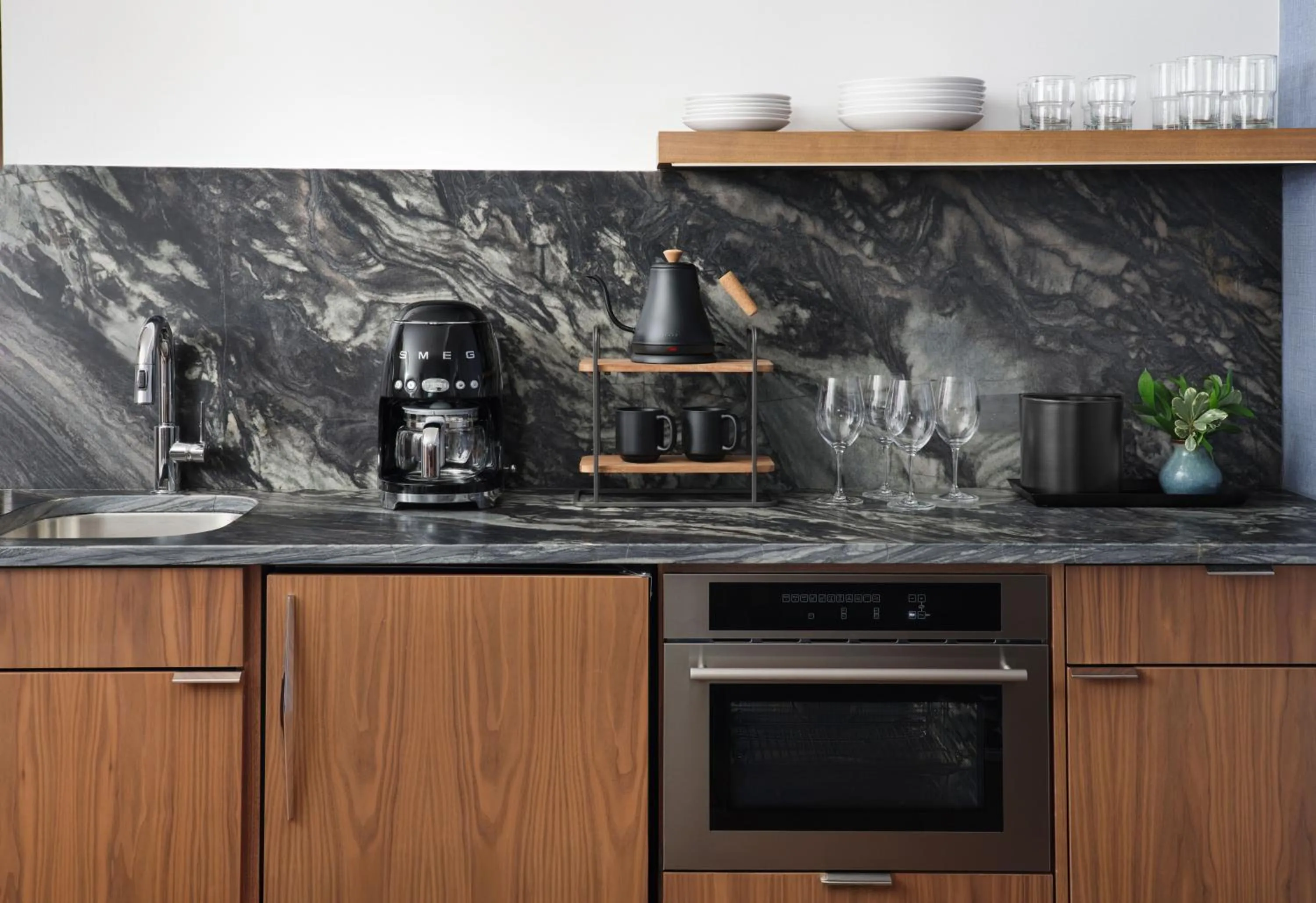 Kitchen or kitchenette in Hotel Alpenrock Breckenridge, Curio Collection by Hilton