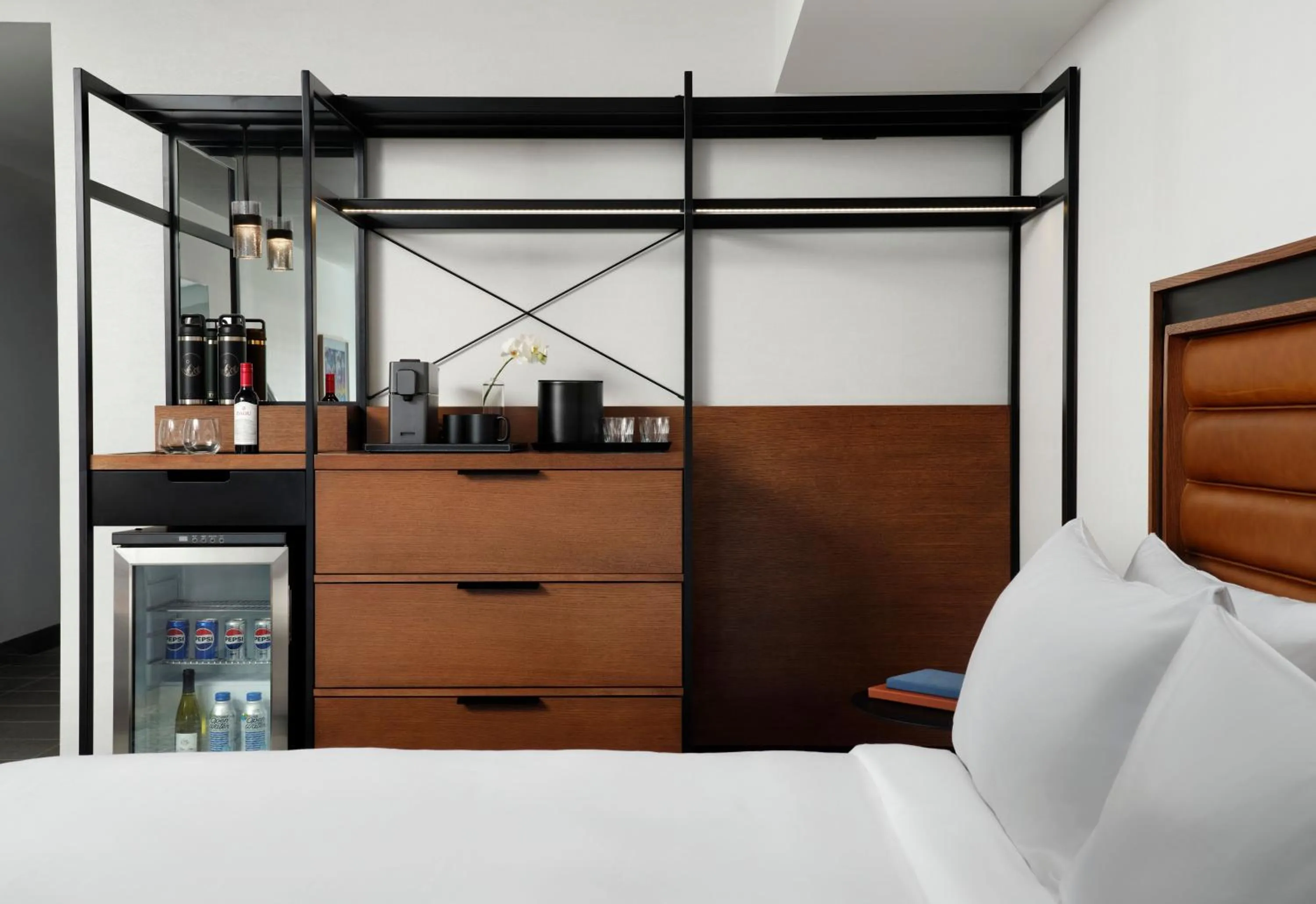 Bed in Hotel Alpenrock Breckenridge, Curio Collection by Hilton