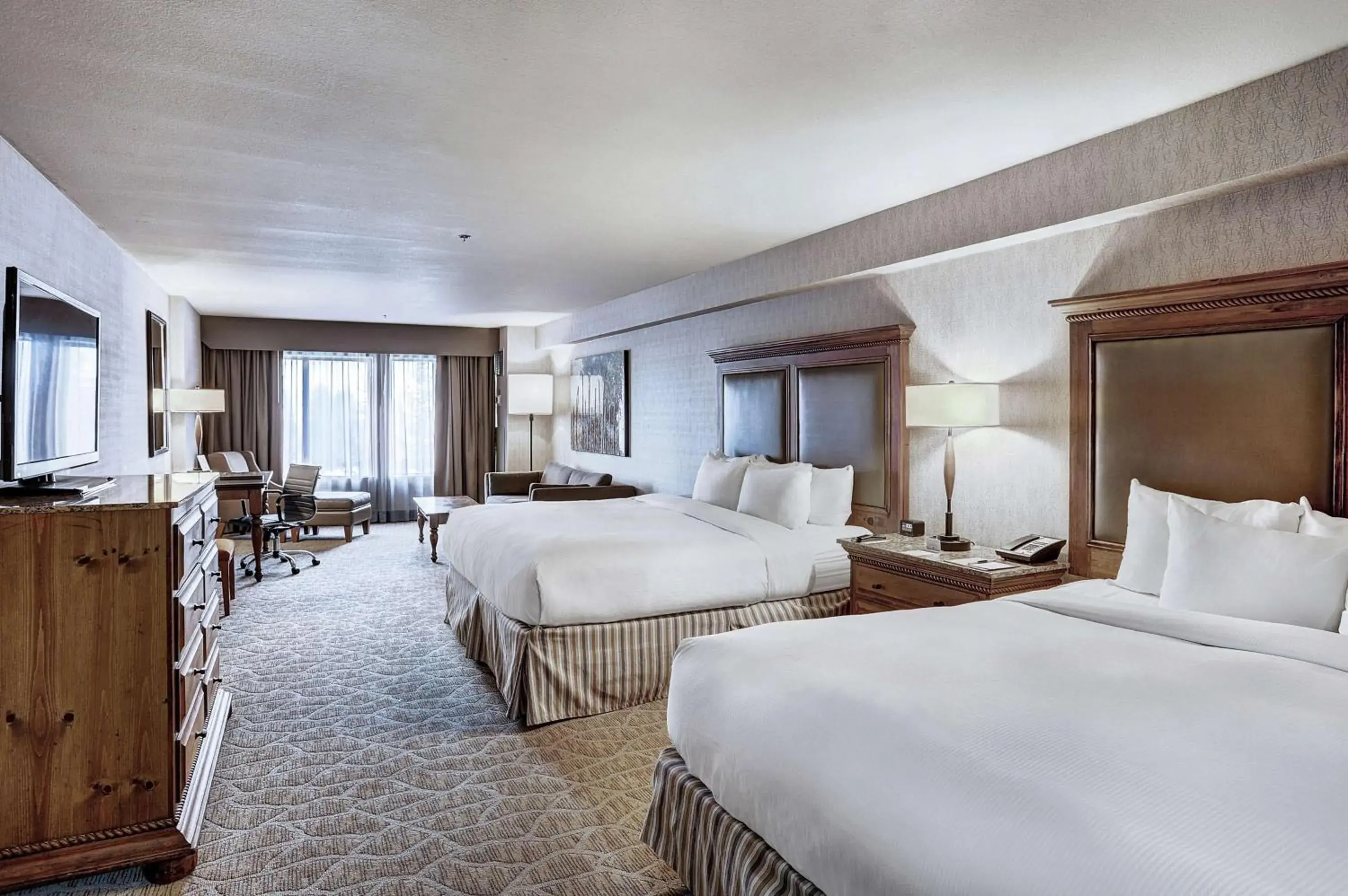 King Room with Two King Beds and View - Non-Smoking in Hotel Alpenrock Breckenridge, Curio Collection by Hilton King Room with Two King Beds and View - Non-Smoking in Hotel Alpenrock Breckenridge, Curio Collection by Hilton