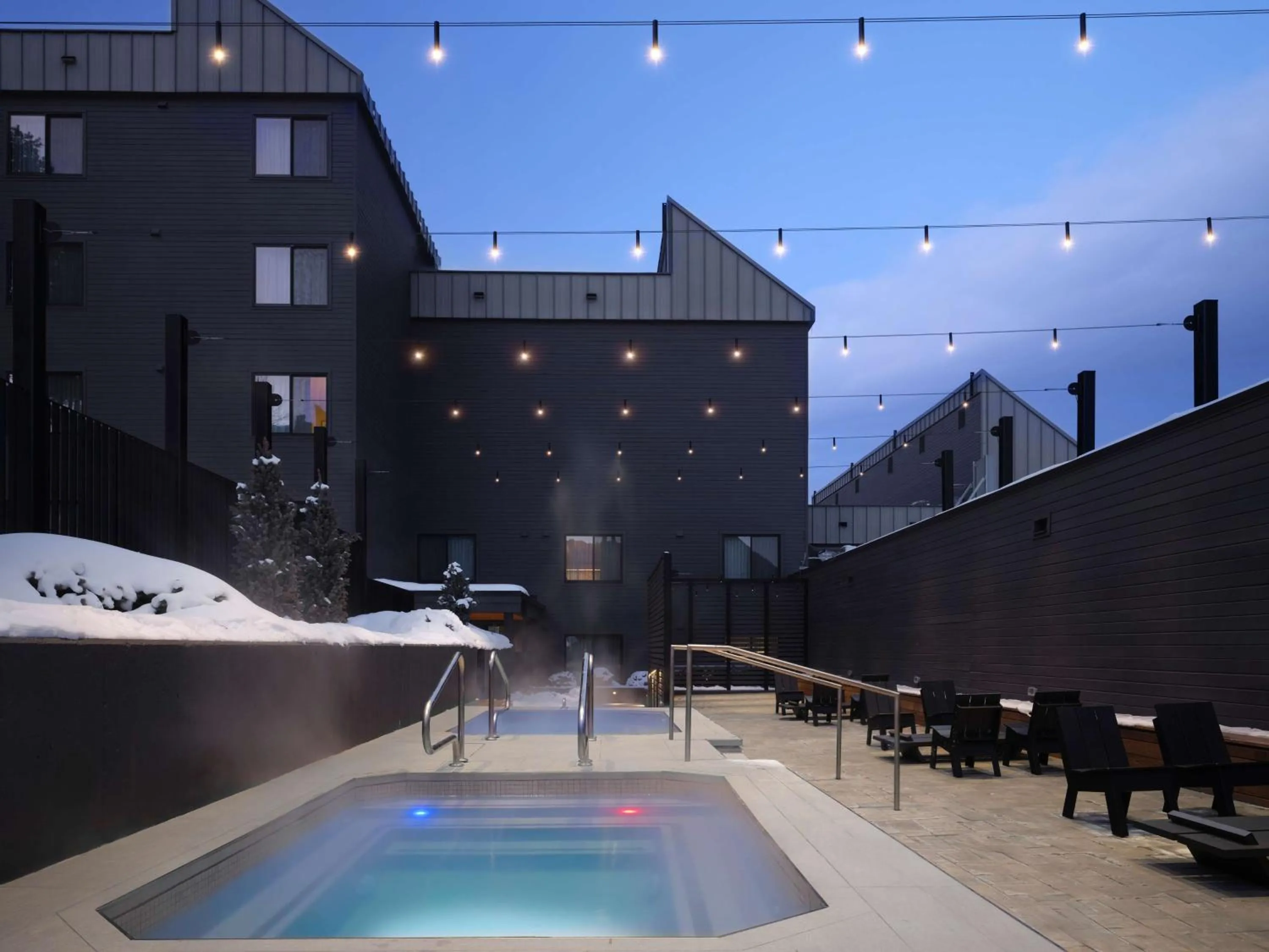 Sports in Hotel Alpenrock Breckenridge, Curio Collection by Hilton